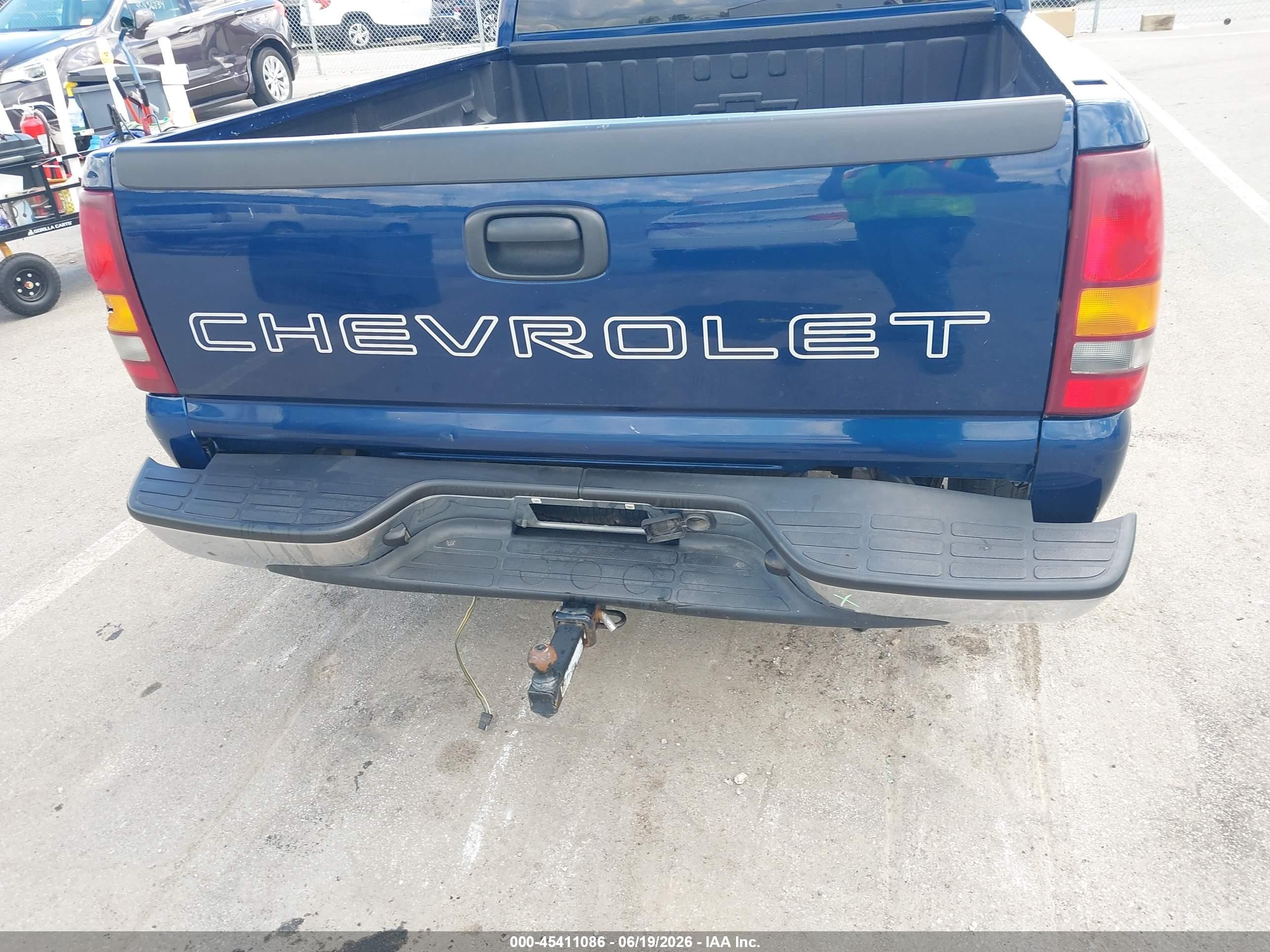 2002 Chevrolet Silverado 1500   Синий vin: 1GCEC14V52Z295507