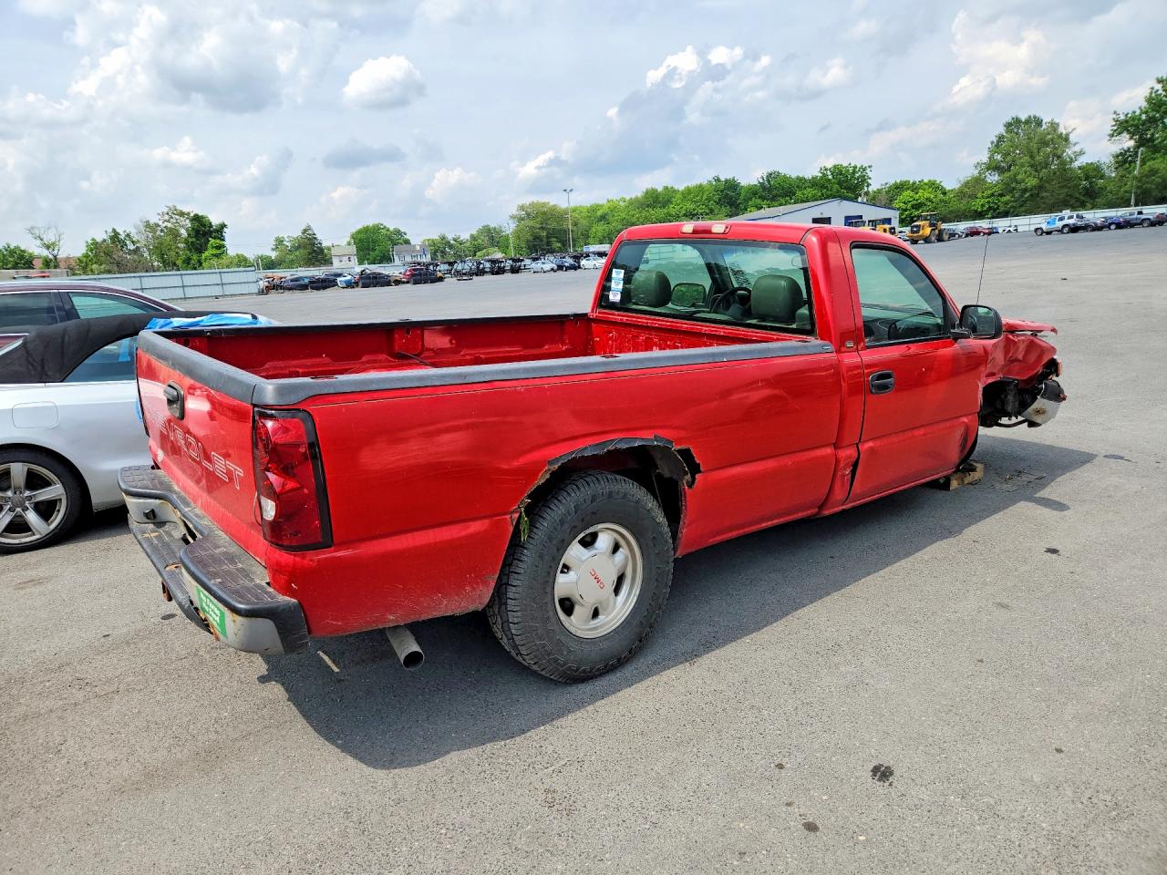 2003 Chevrolet Silverado C1500 Red vin: 1GCEC14V53Z141848