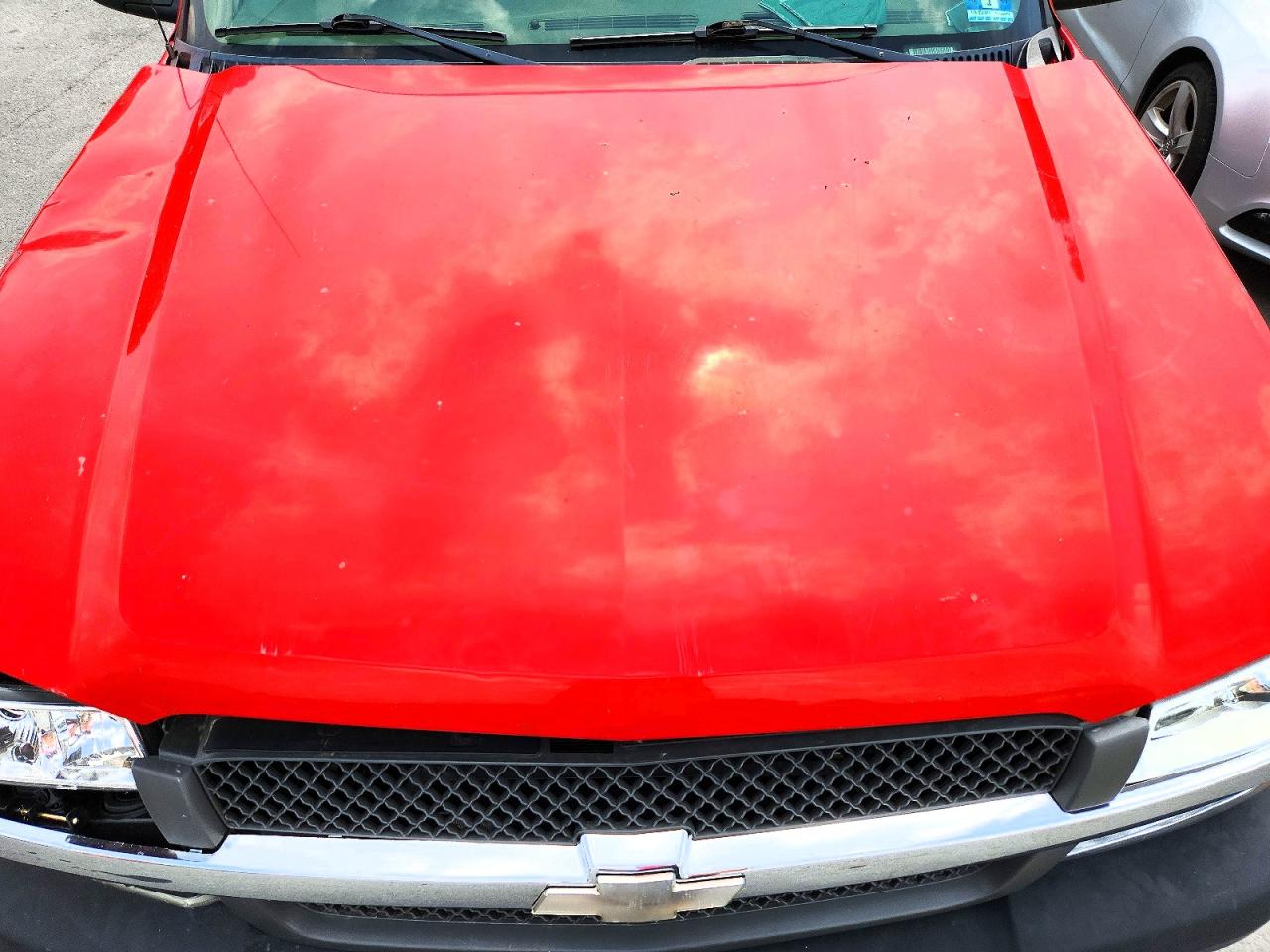 2003 Chevrolet Silverado C1500 Red vin: 1GCEC14V53Z141848