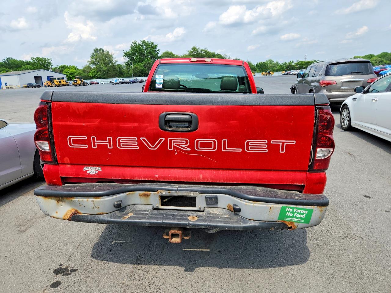 2003 Chevrolet Silverado C1500 Red vin: 1GCEC14V53Z141848