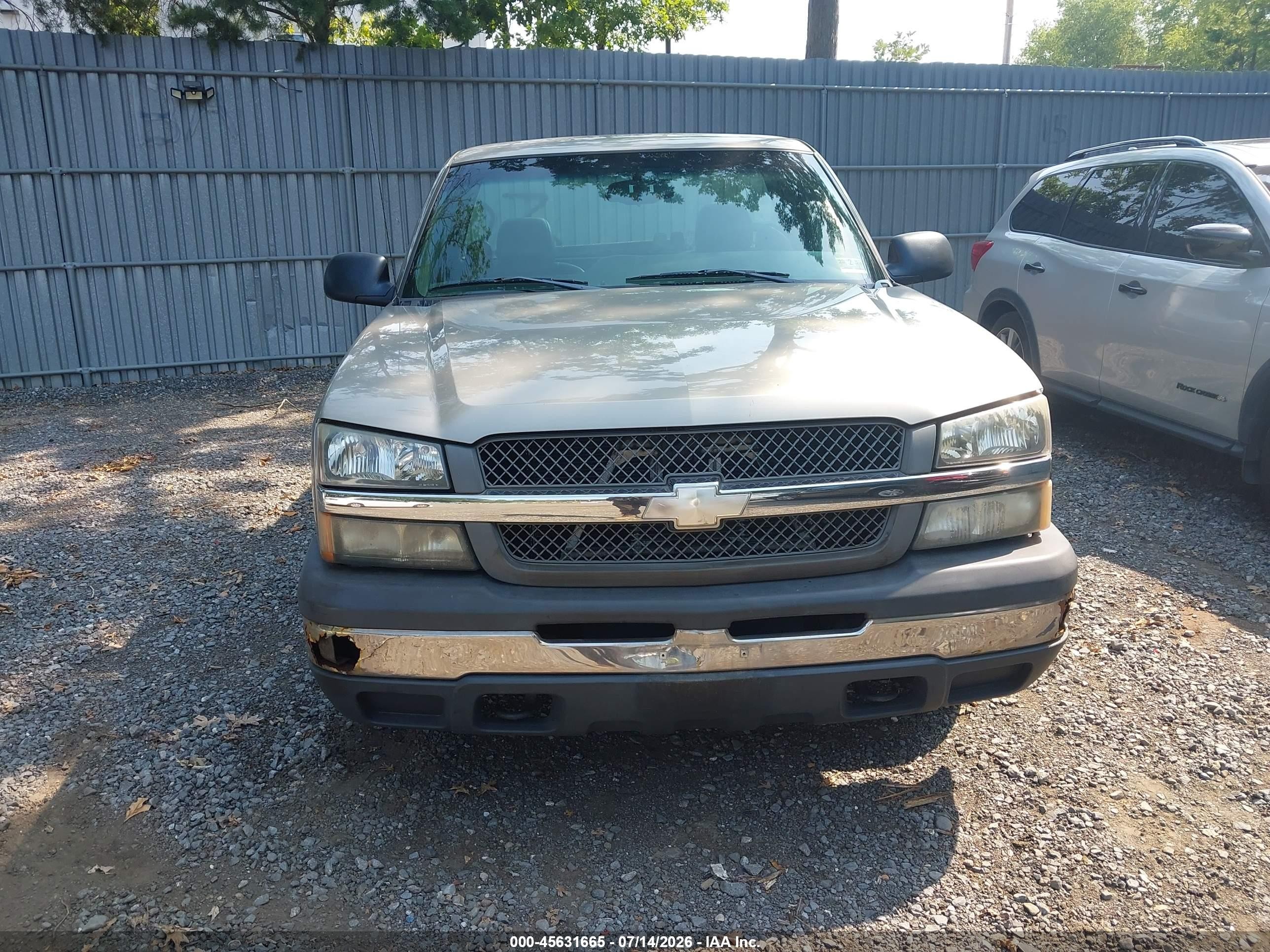 2003 Chevrolet Silverado 1500 Work Truck Silver vin: 1GCEC14V53Z194968