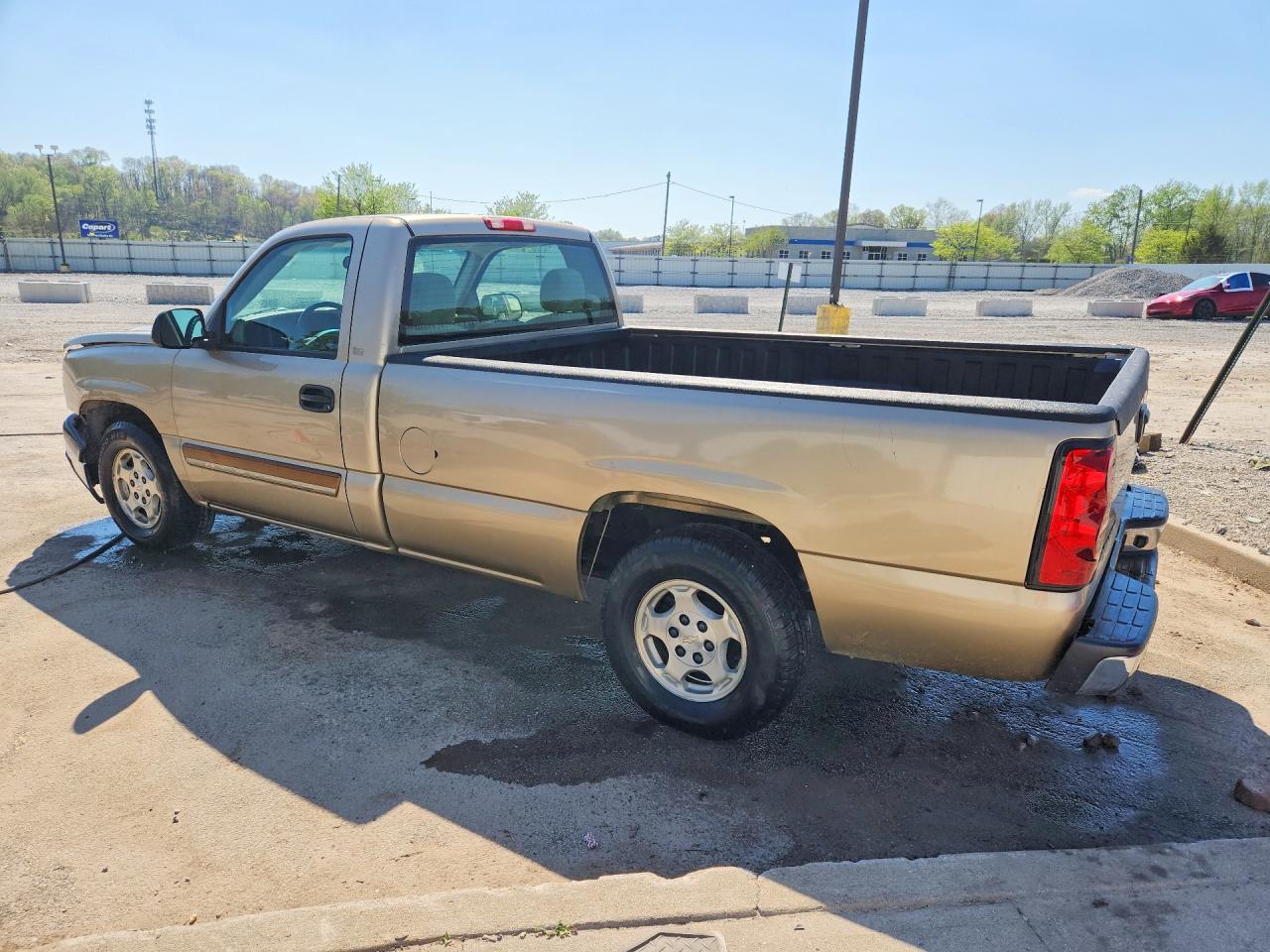 2004 Chevrolet Silverado C1500 Cream vin: 1GCEC14V54Z294361