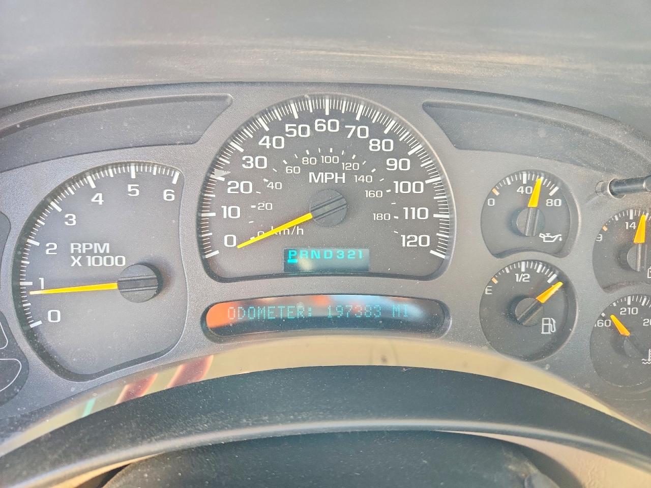 2004 Chevrolet Silverado C1500 Cream vin: 1GCEC14V54Z294361
