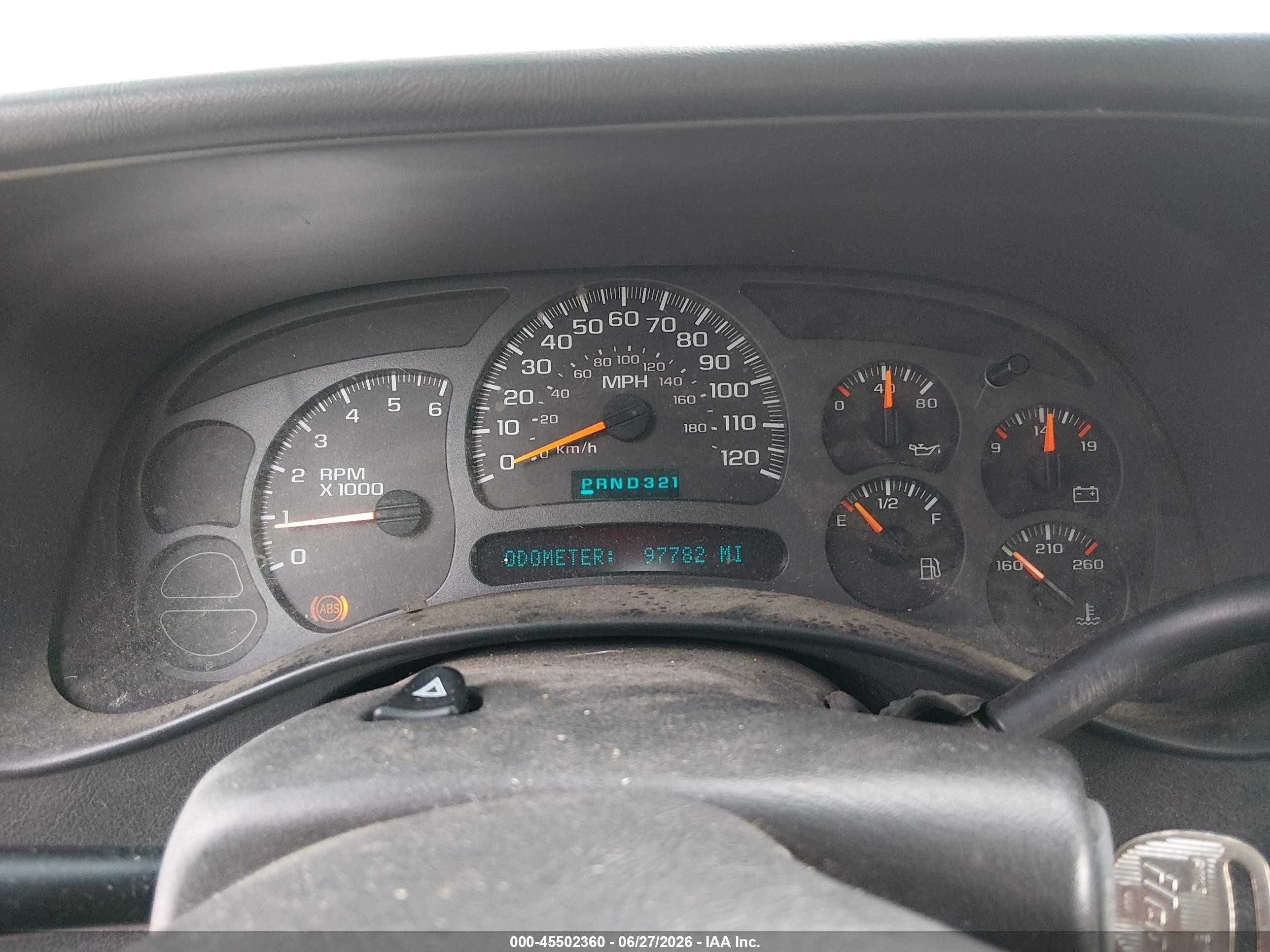 2003 Chevrolet Silverado 1500   White vin: 1GCEC14V63Z251646