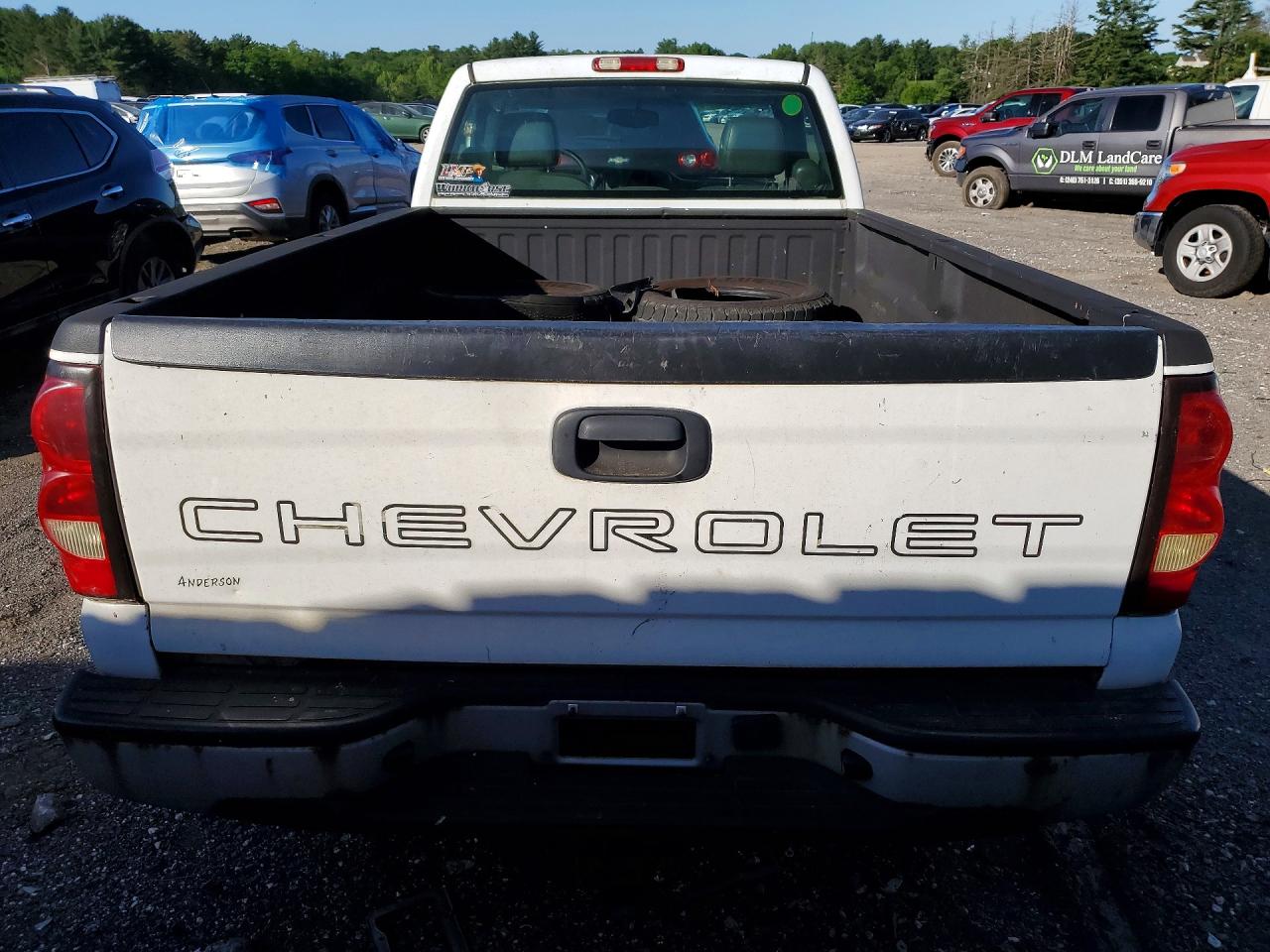 2004 Chevrolet Silverado C1500 White vin: 1GCEC14V64Z253544