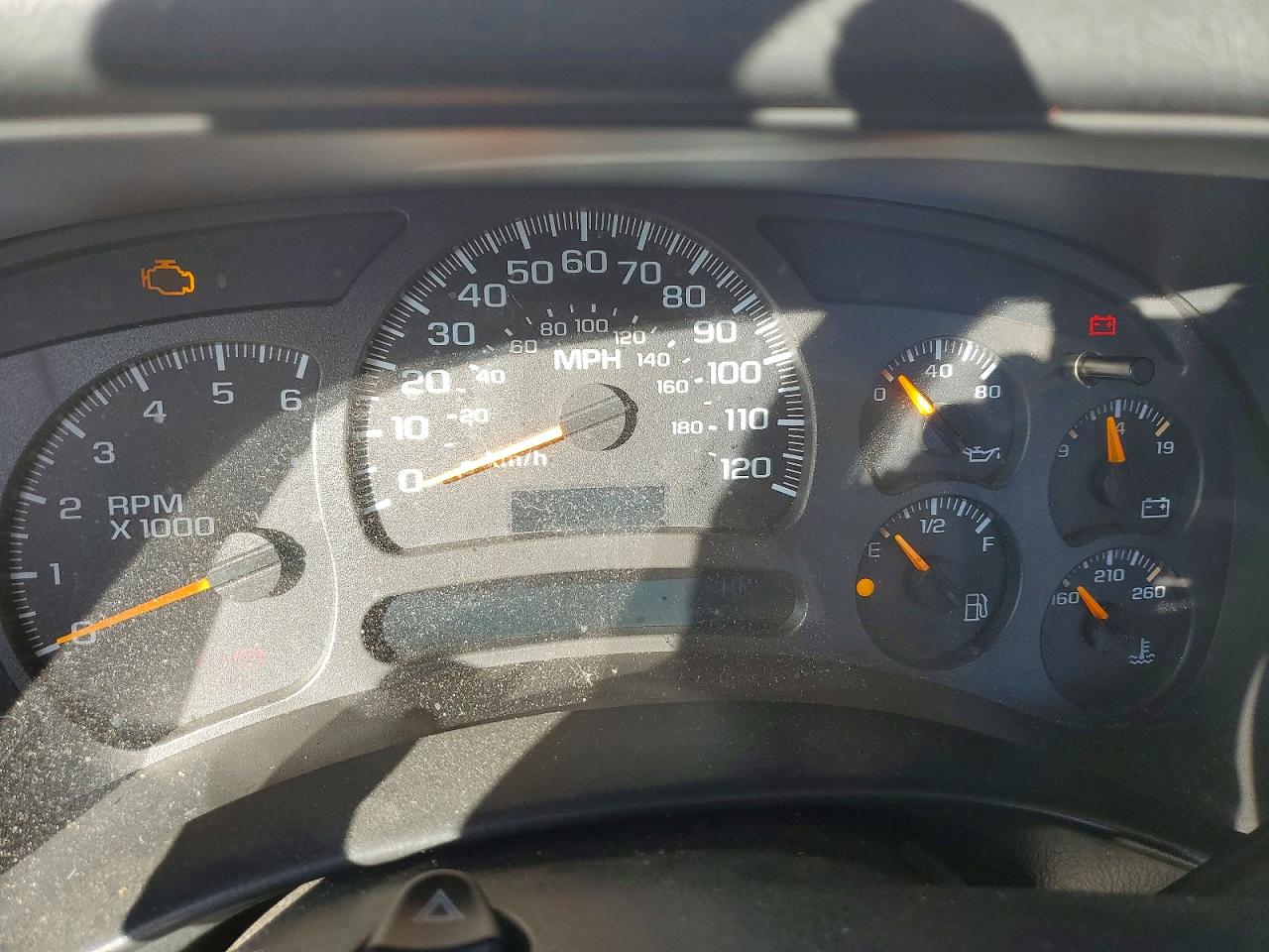 2004 Chevrolet Silverado C1500 White vin: 1GCEC14V64Z253544