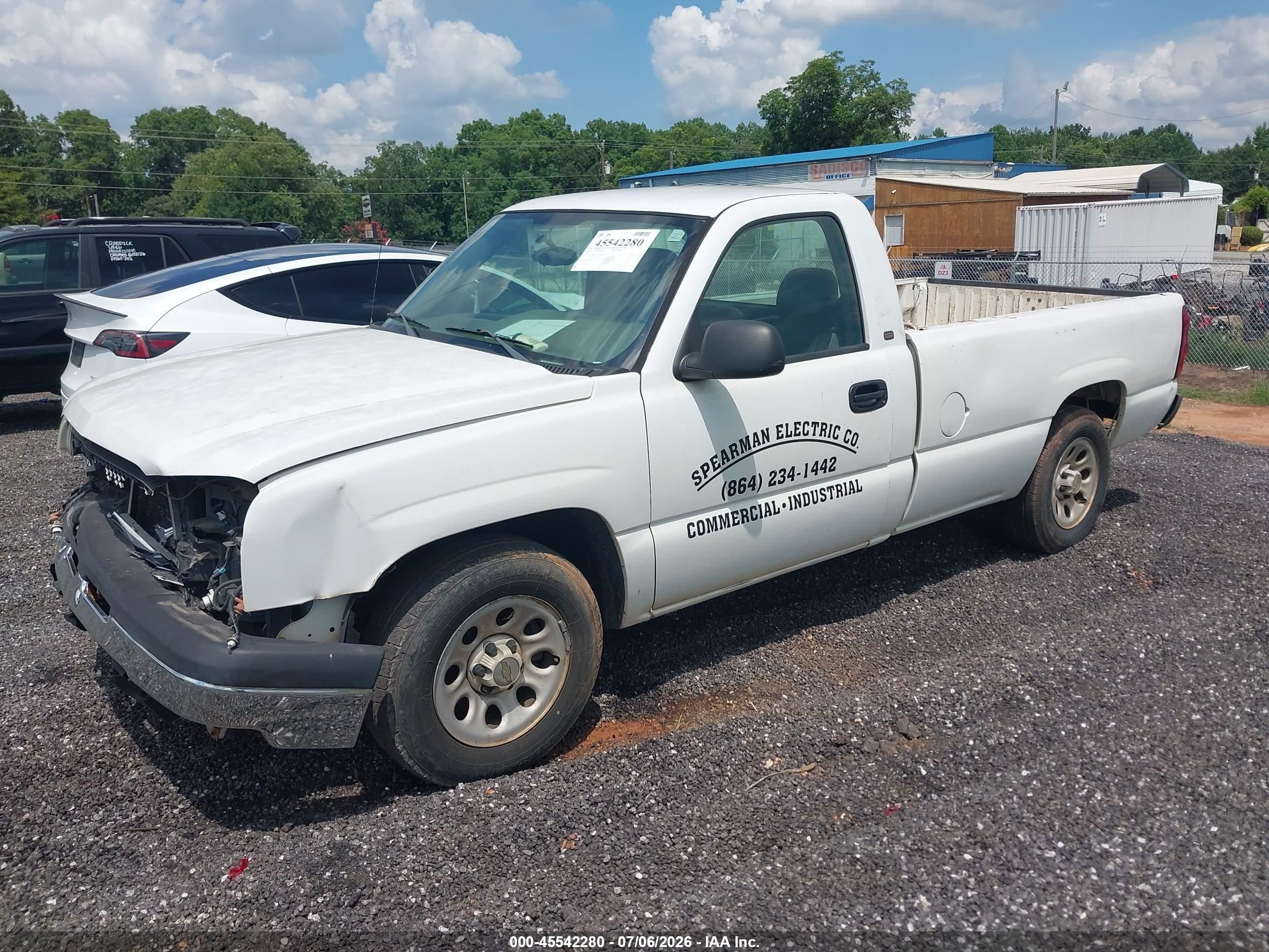 2005 Chevrolet Silverado 1500 Work Truck White vin: 1GCEC14V65Z146172