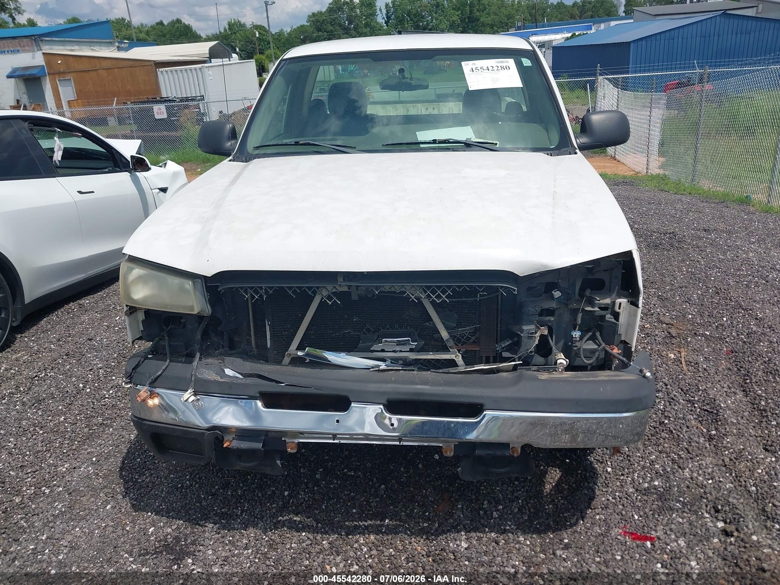 2005 Chevrolet Silverado 1500 Work Truck White vin: 1GCEC14V65Z146172