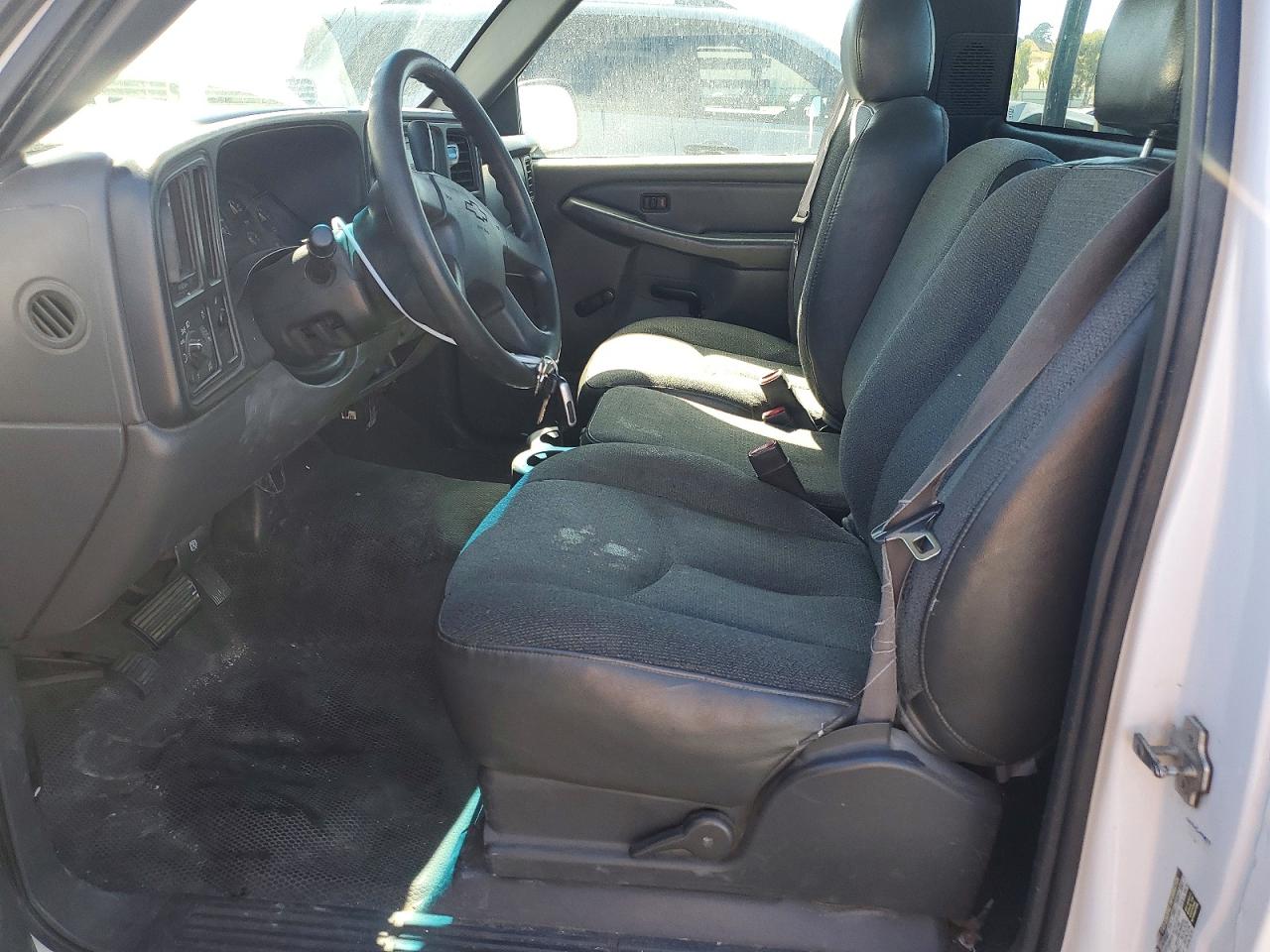 2006 Chevrolet Silverado C1500 White vin: 1GCEC14V66Z109611