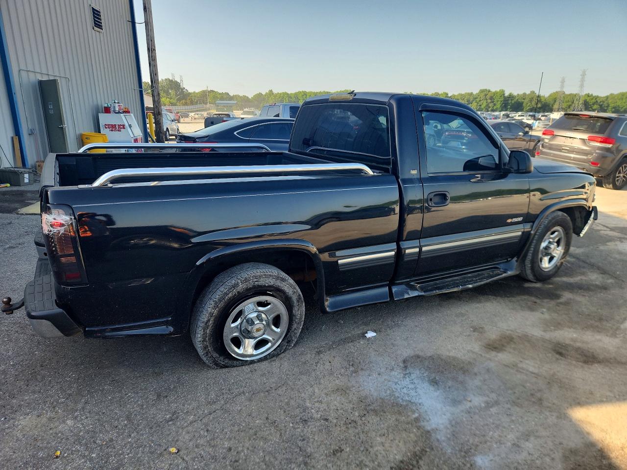 2001 Chevrolet Silverado C1500 Black vin: 1GCEC14V71Z292798