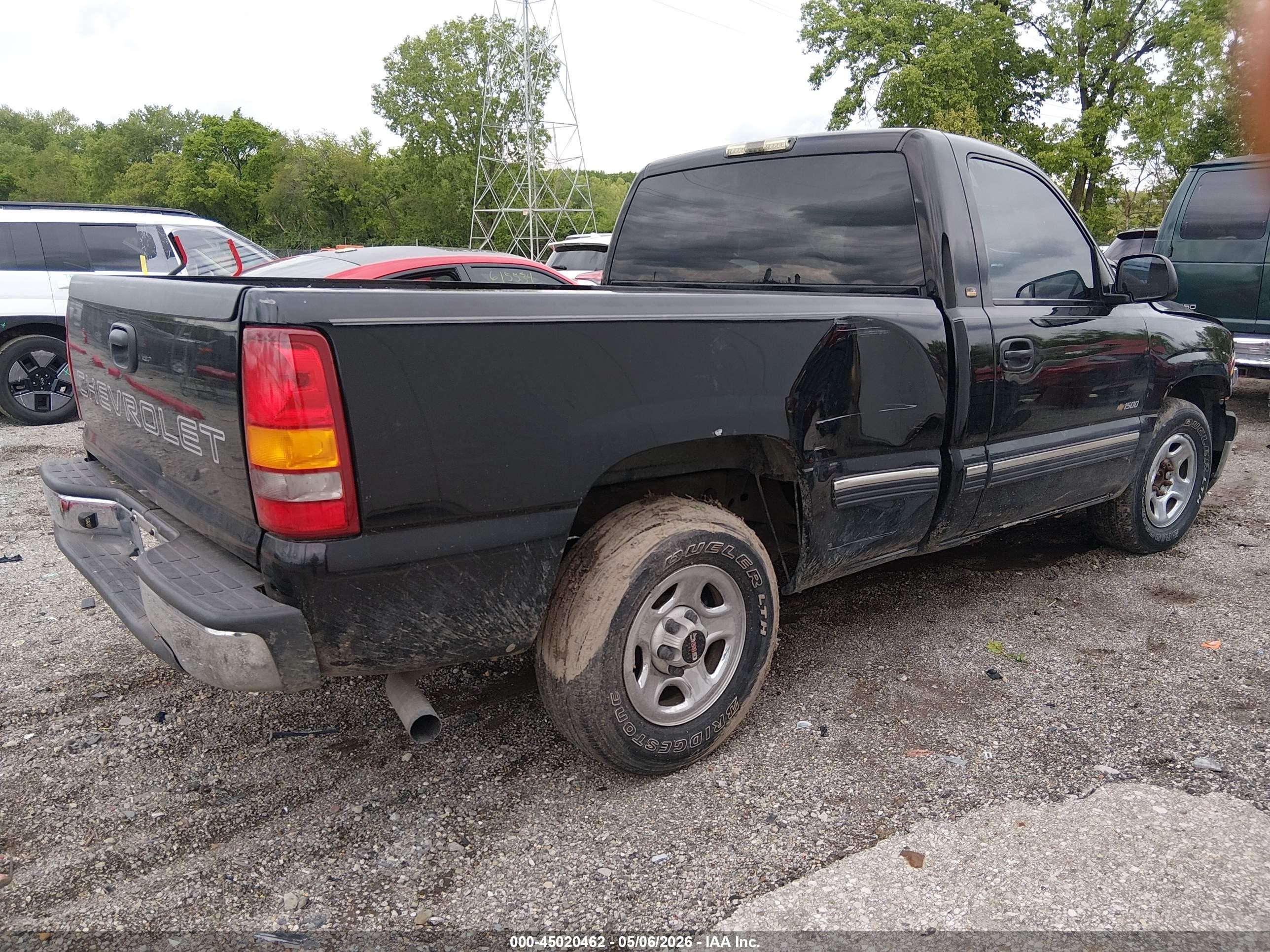 2002 Chevrolet Silverado 1500   Black vin: 1GCEC14V72Z263318