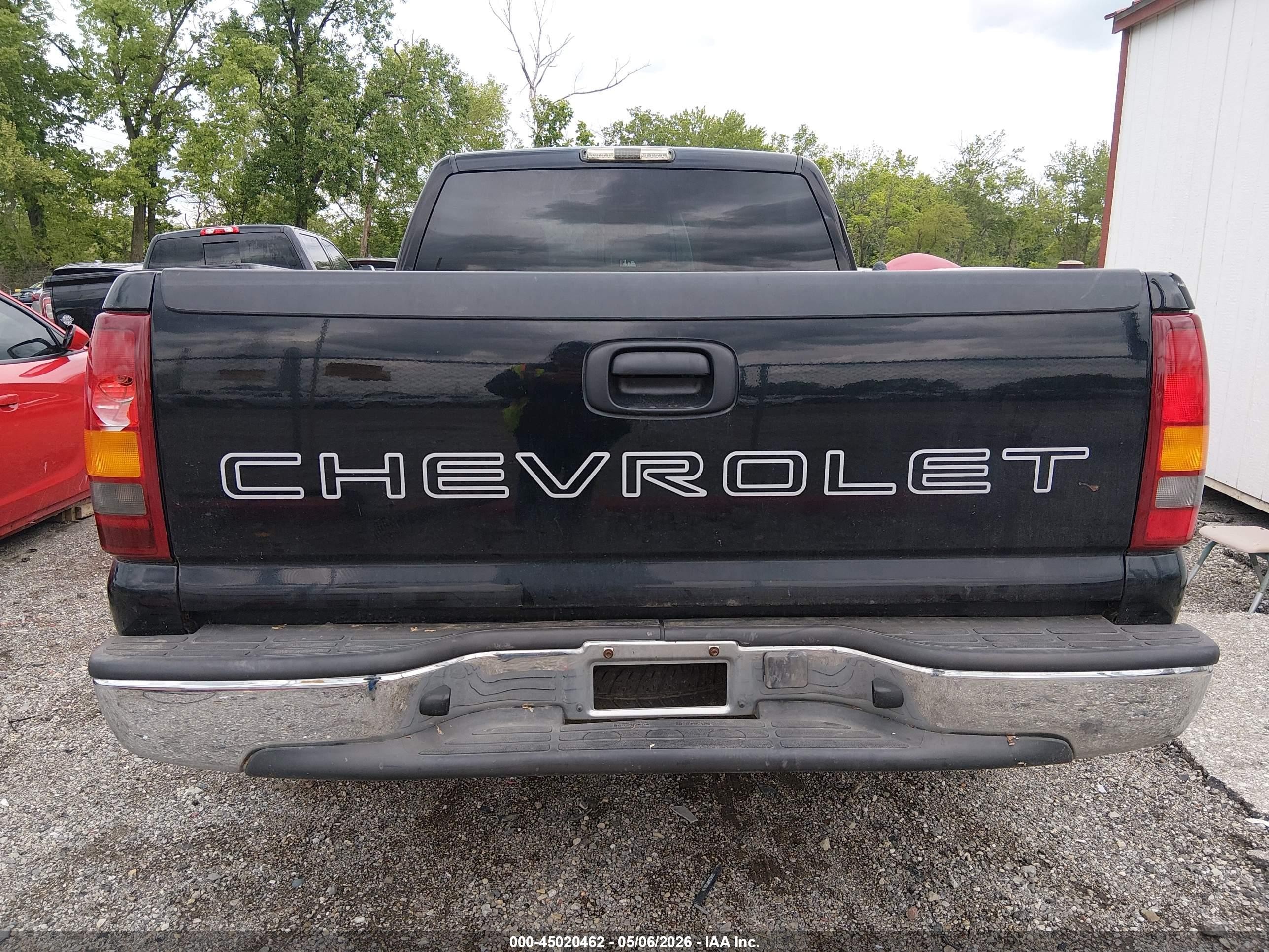 2002 Chevrolet Silverado 1500   Black vin: 1GCEC14V72Z263318