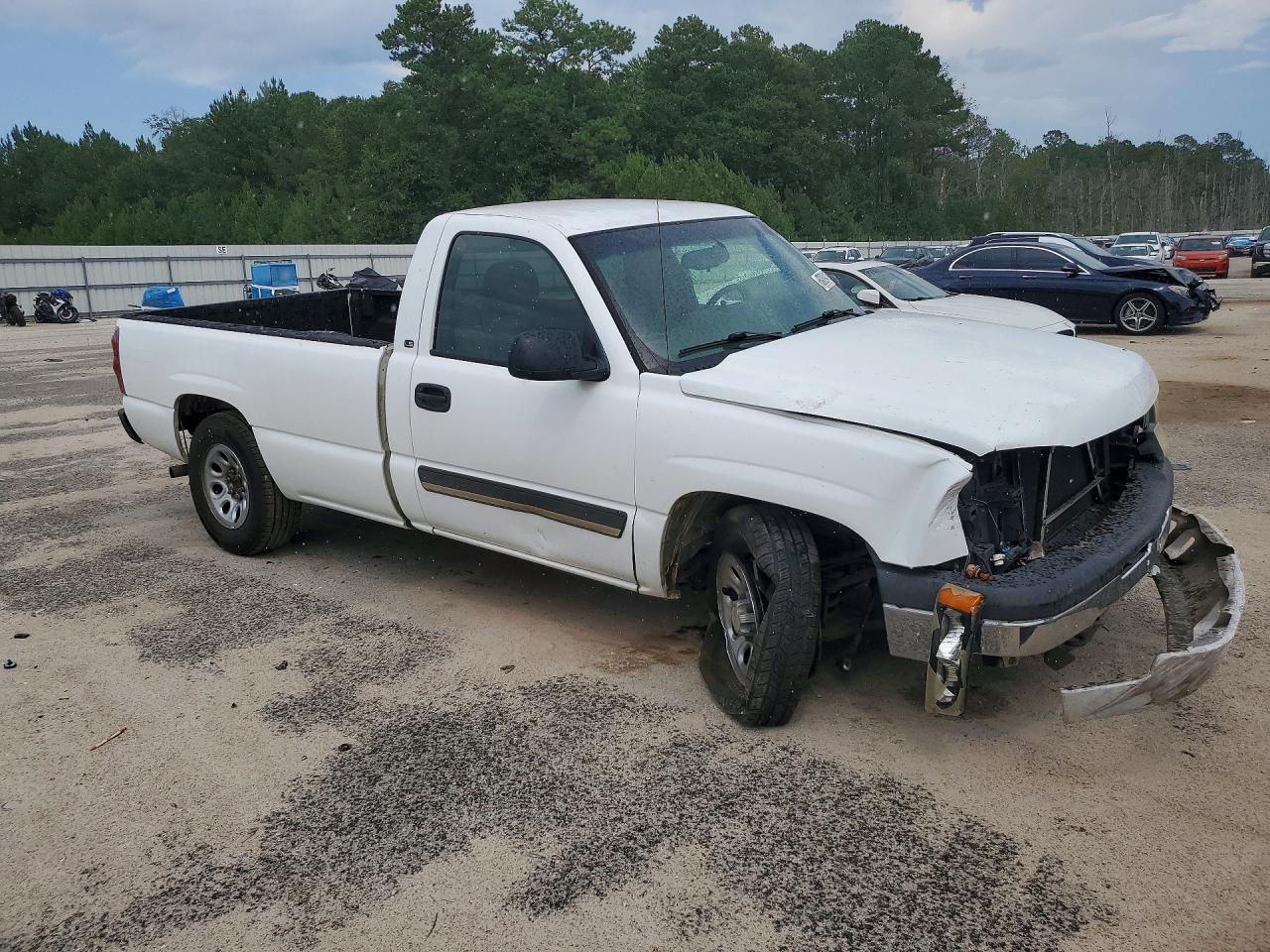 2006 Chevrolet Silverado C1500 White vin: 1GCEC14V76Z240210