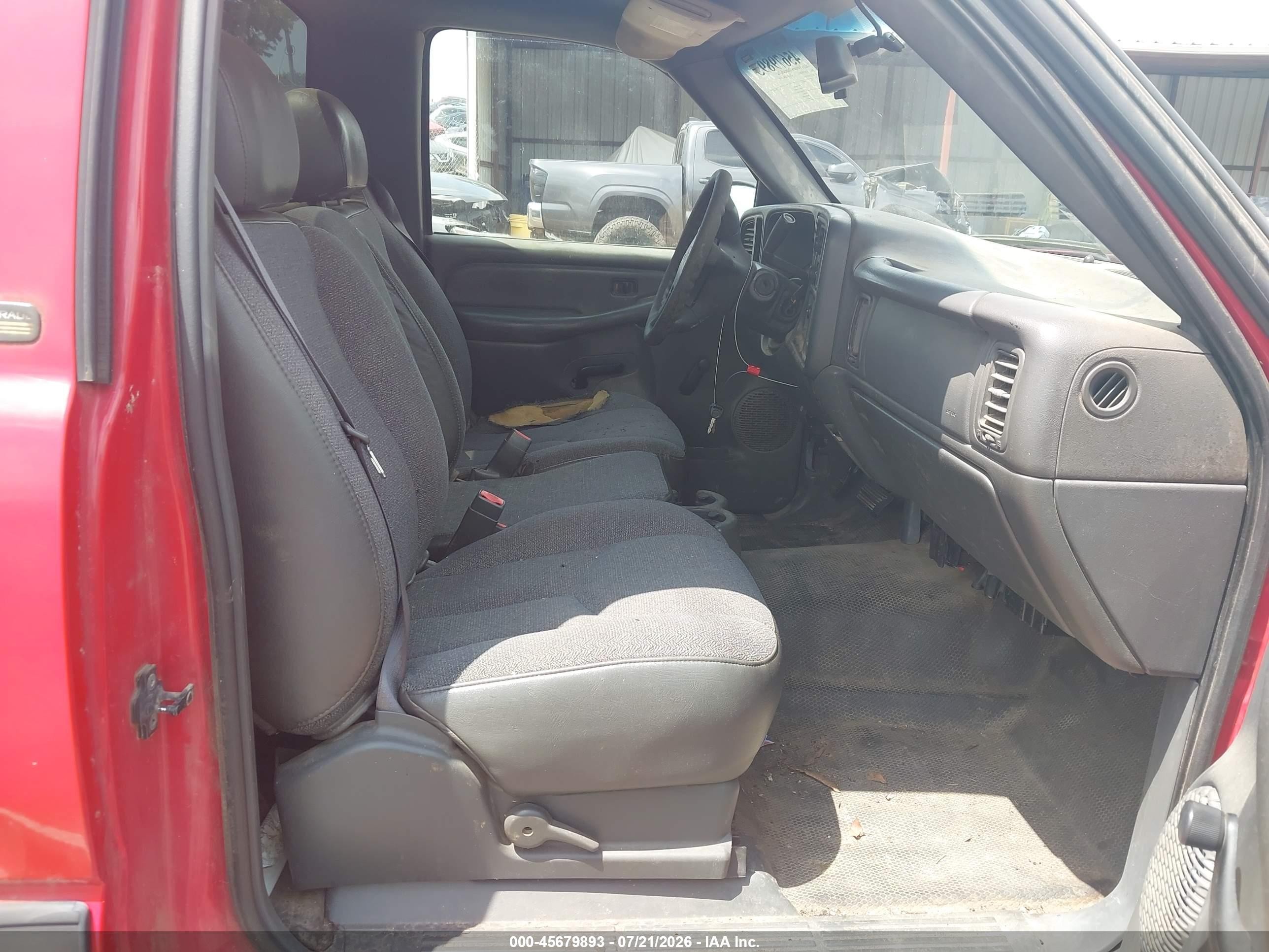 2003 Chevrolet Silverado 1500   Red vin: 1GCEC14V83Z101621