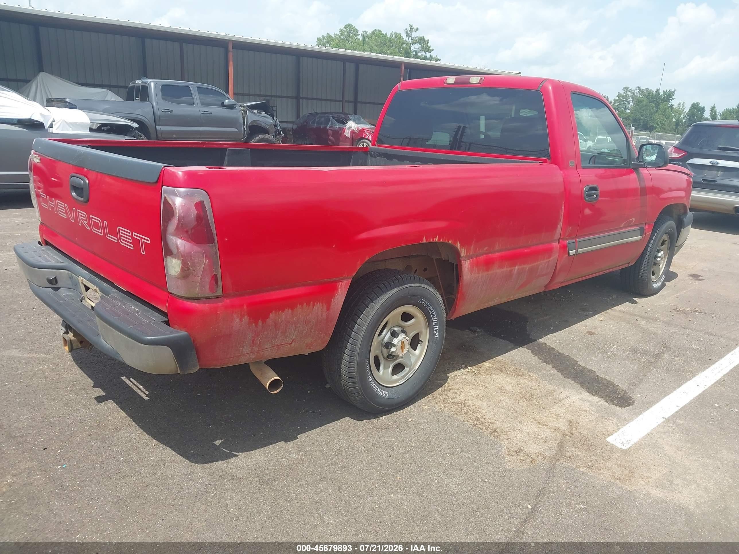 2003 Chevrolet Silverado 1500   Red vin: 1GCEC14V83Z101621