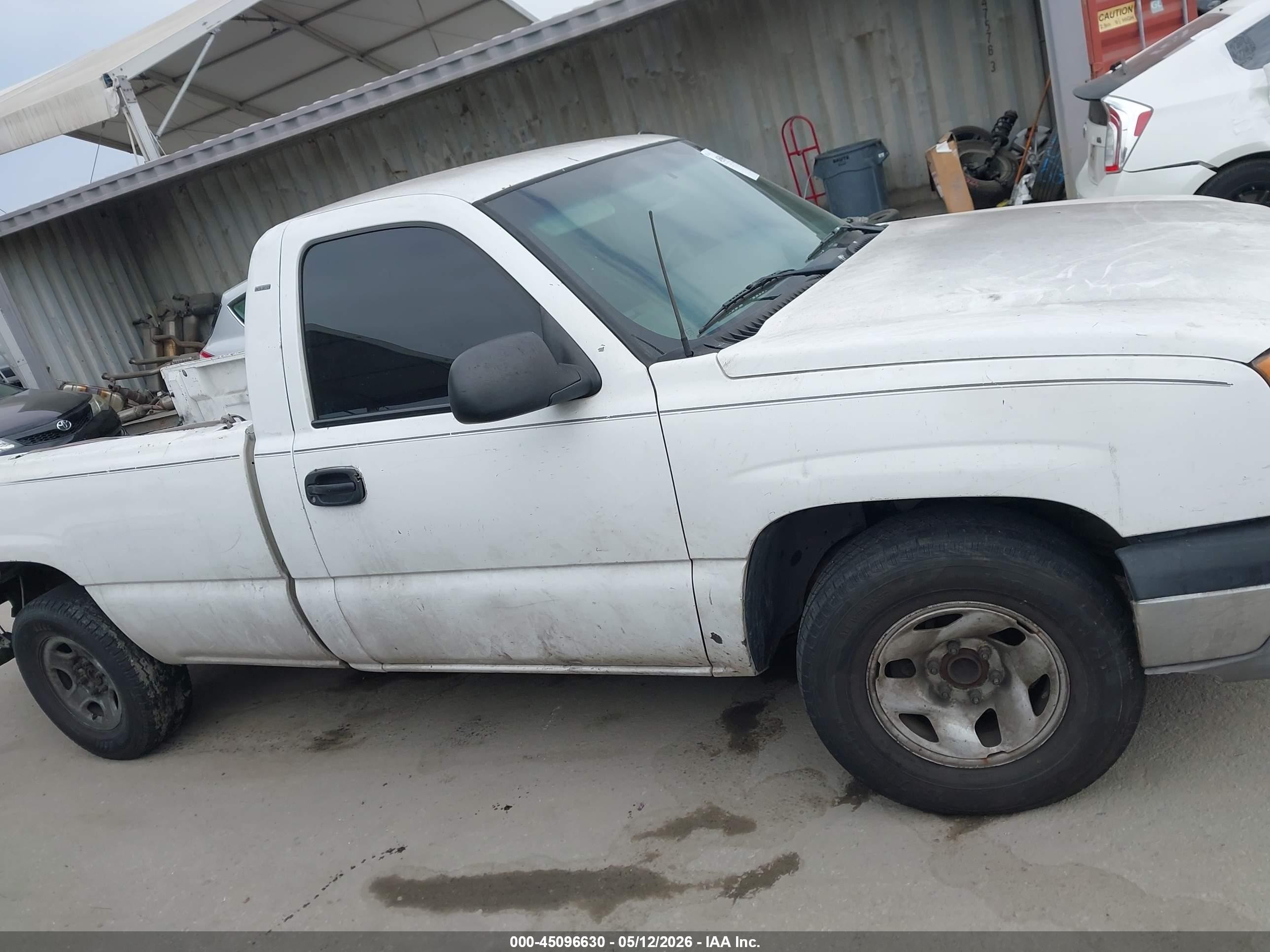 2003 Chevrolet Silverado 1500 Work Truck White vin: 1GCEC14V83Z176528