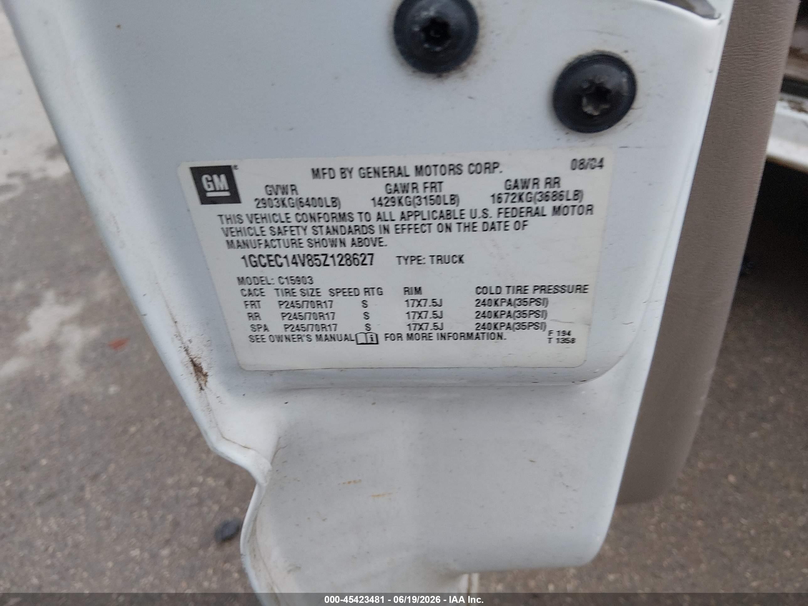 2005 Chevrolet Silverado 1500 Work Truck White vin: 1GCEC14V85Z128627