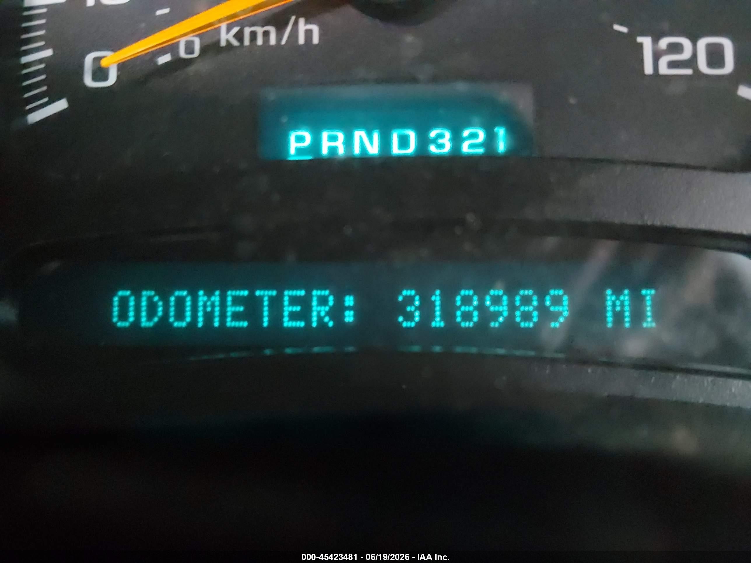 2005 Chevrolet Silverado 1500 Work Truck White vin: 1GCEC14V85Z128627