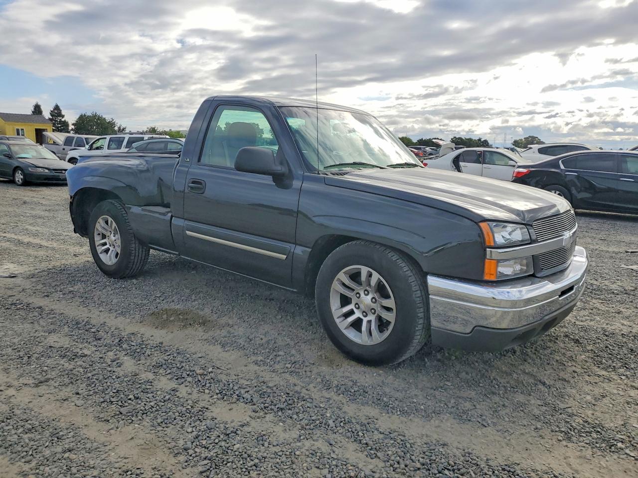 2003 Chevrolet Silverado C1500 Black vin: 1GCEC14V93Z348081