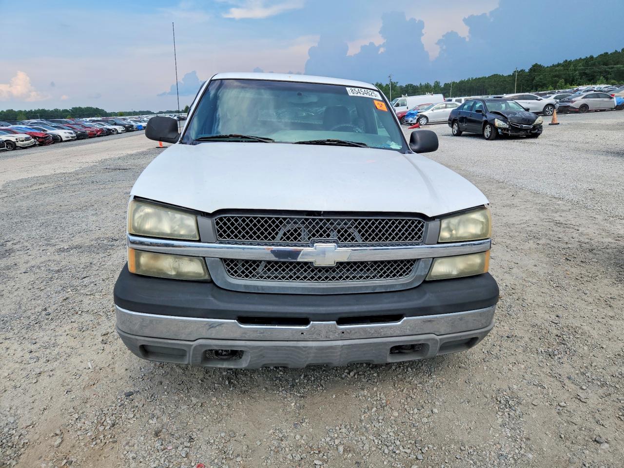 2004 Chevrolet Silverado C1500 White vin: 1GCEC14V94E101085