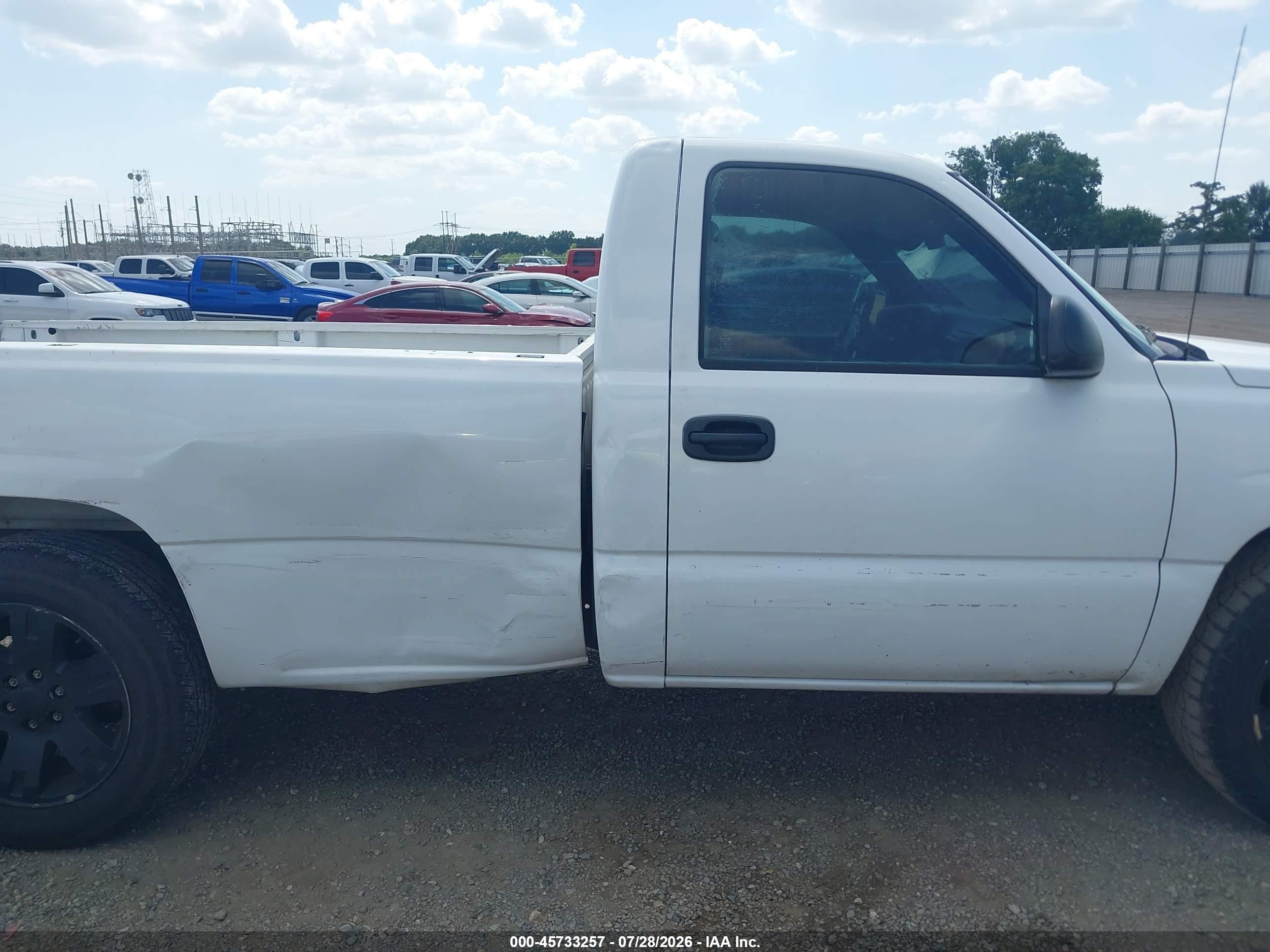 2004 Chevrolet Silverado 1500 Ls White vin: 1GCEC14V94Z309251