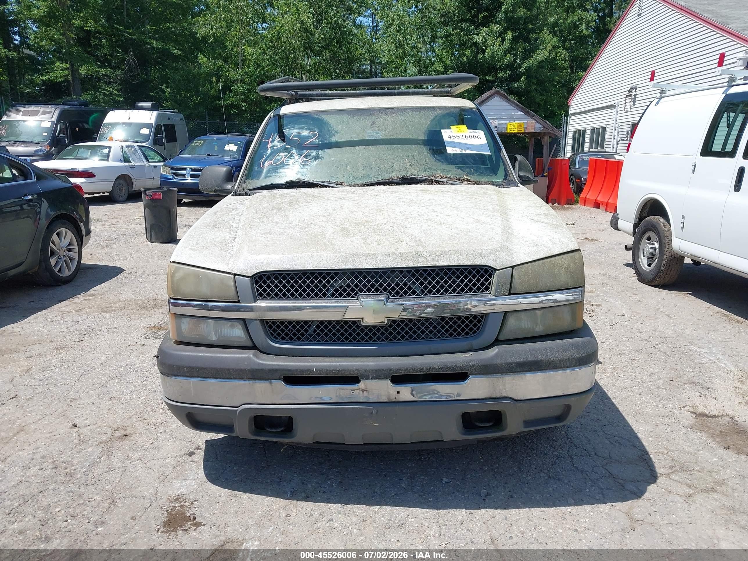 2005 Chevrolet Silverado 1500 Work Truck White vin: 1GCEC14V95Z336340