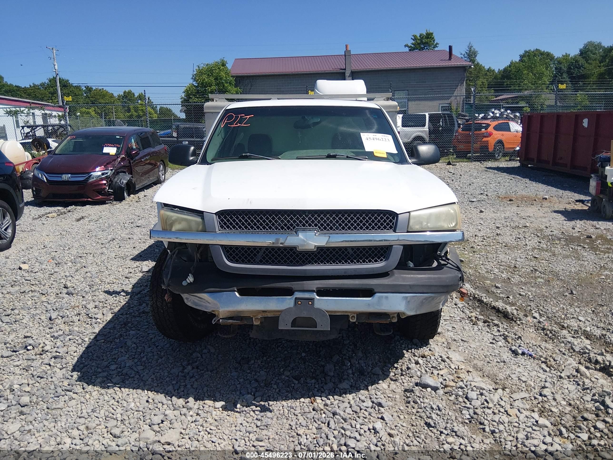 2003 Chevrolet Silverado 1500 Work Truck White vin: 1GCEC14VX3Z112555