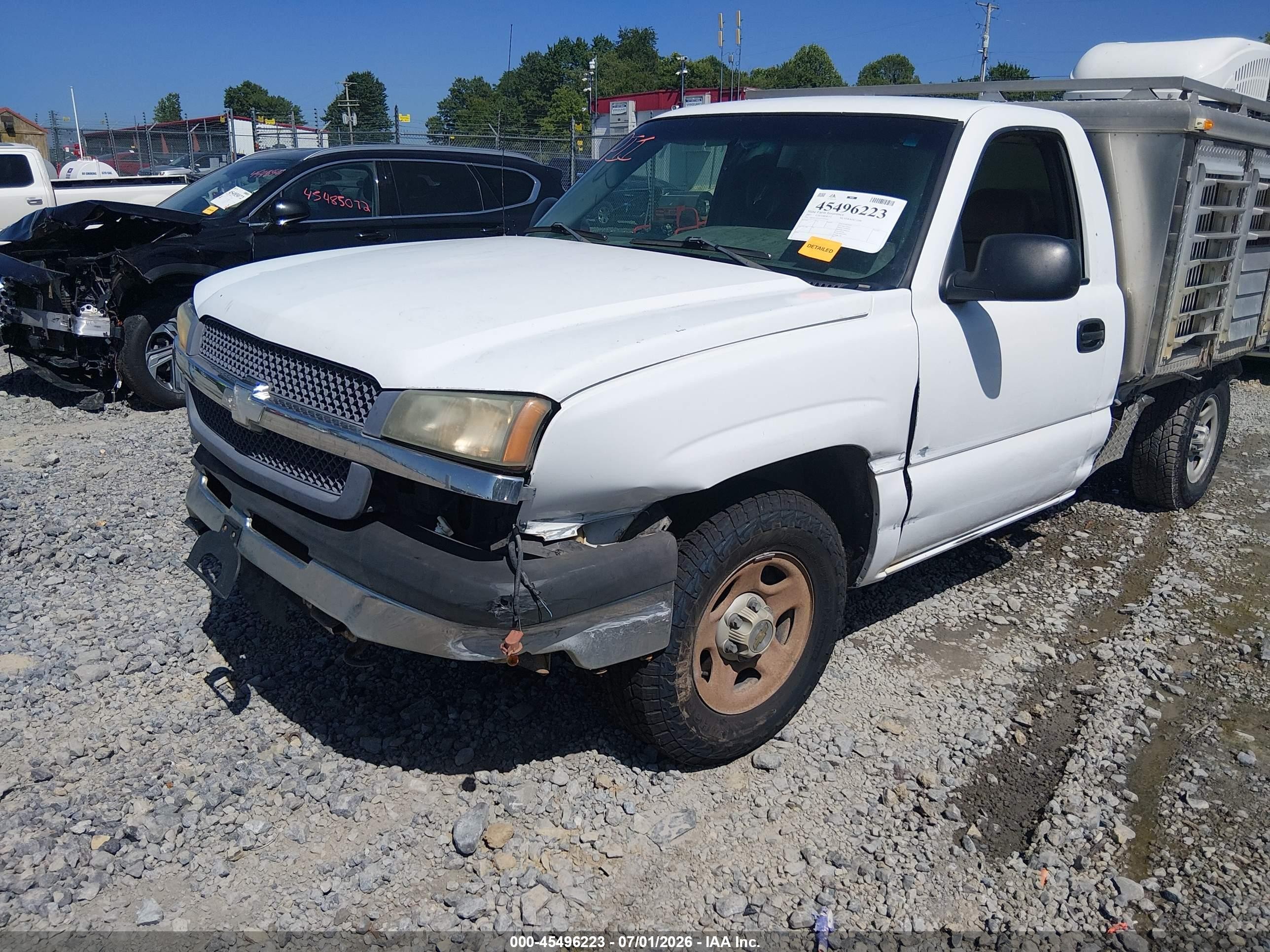 2003 Chevrolet Silverado 1500 Work Truck White vin: 1GCEC14VX3Z112555
