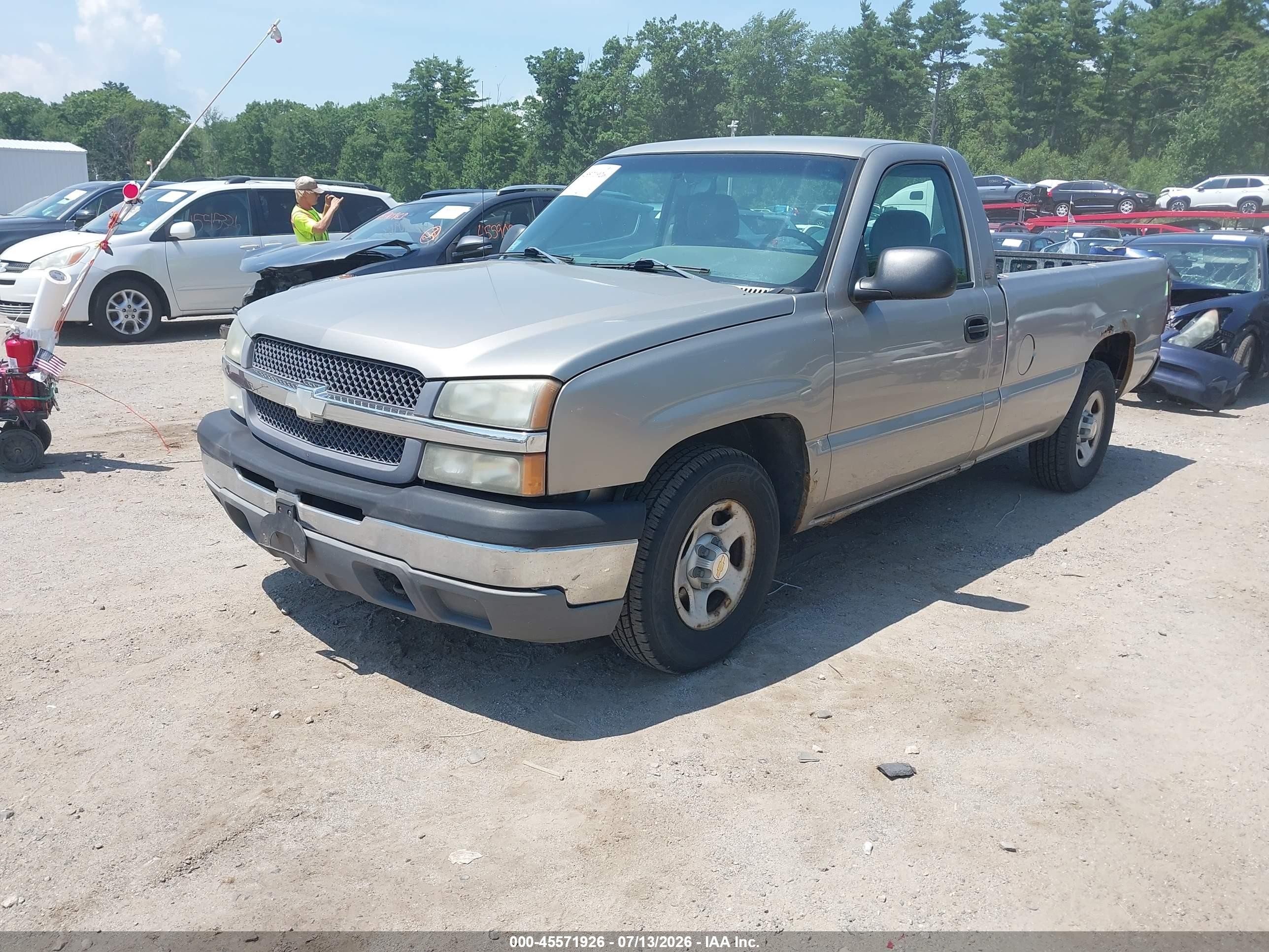 2003 Chevrolet Silverado 1500 Work Truck Tan vin: 1GCEC14VX3Z132000