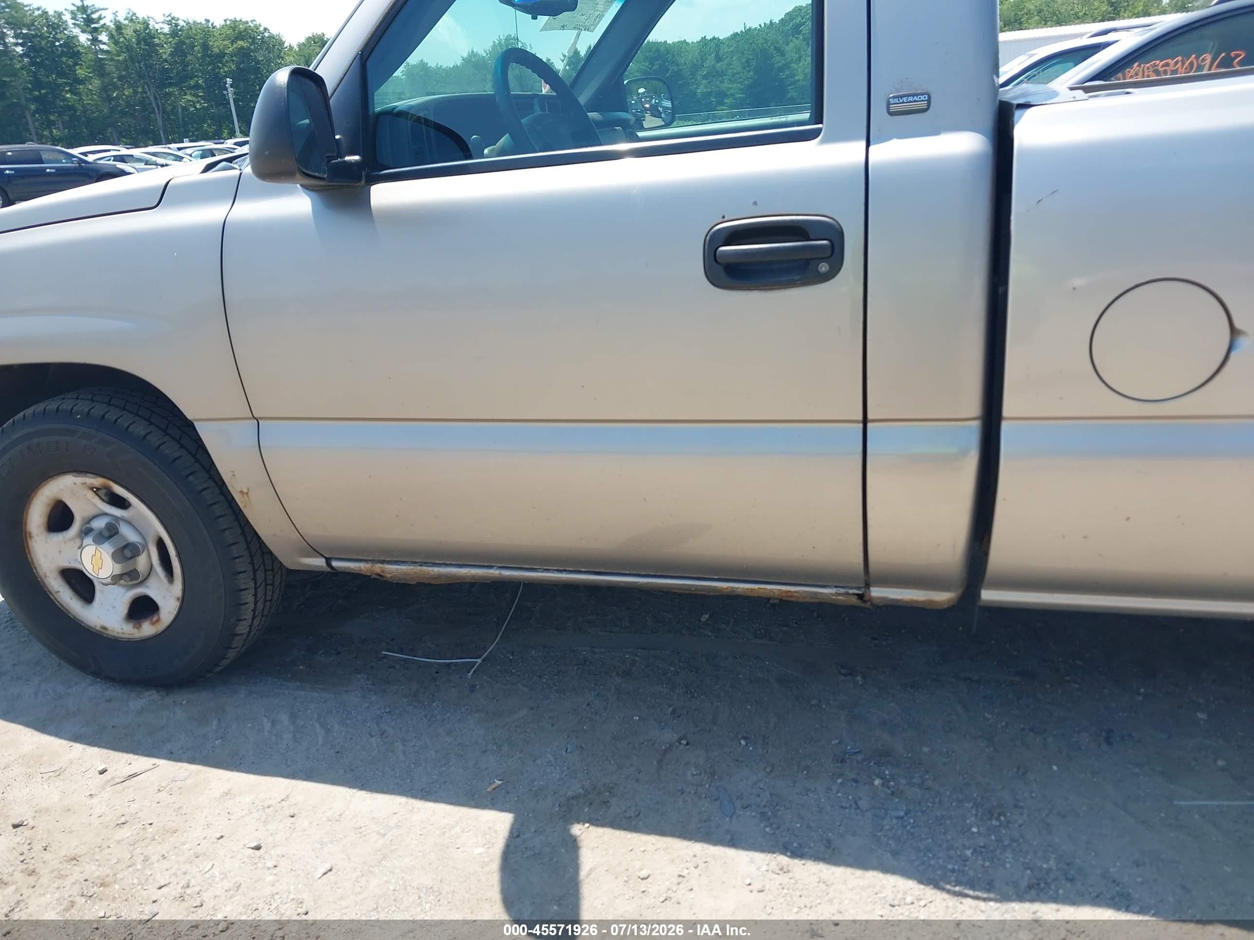 2003 Chevrolet Silverado 1500 Work Truck Tan vin: 1GCEC14VX3Z132000