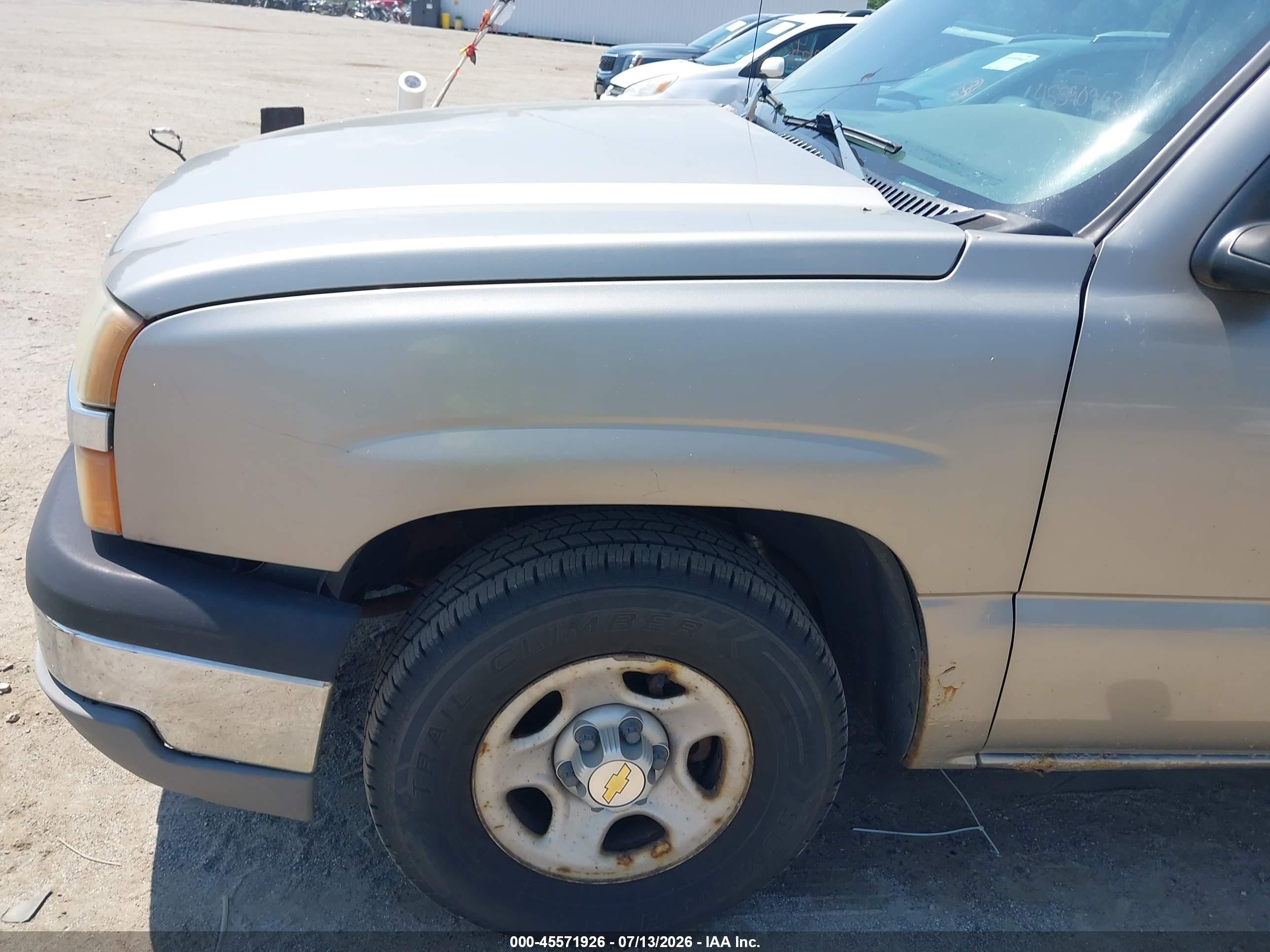 2003 Chevrolet Silverado 1500 Work Truck Tan vin: 1GCEC14VX3Z132000
