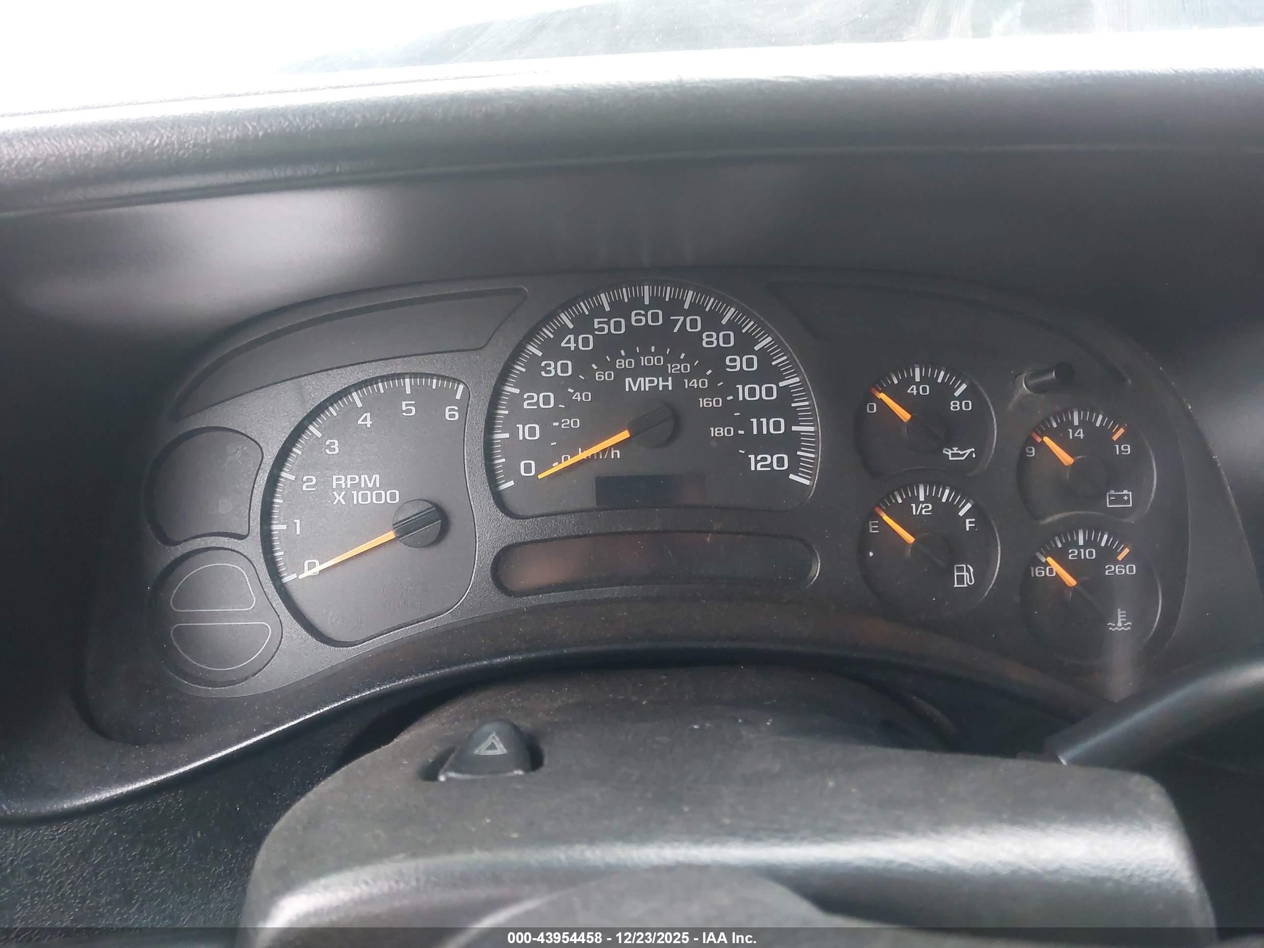 2005 Chevrolet Silverado 1500 Work Truck Black vin: 1GCEC14VX5Z192443