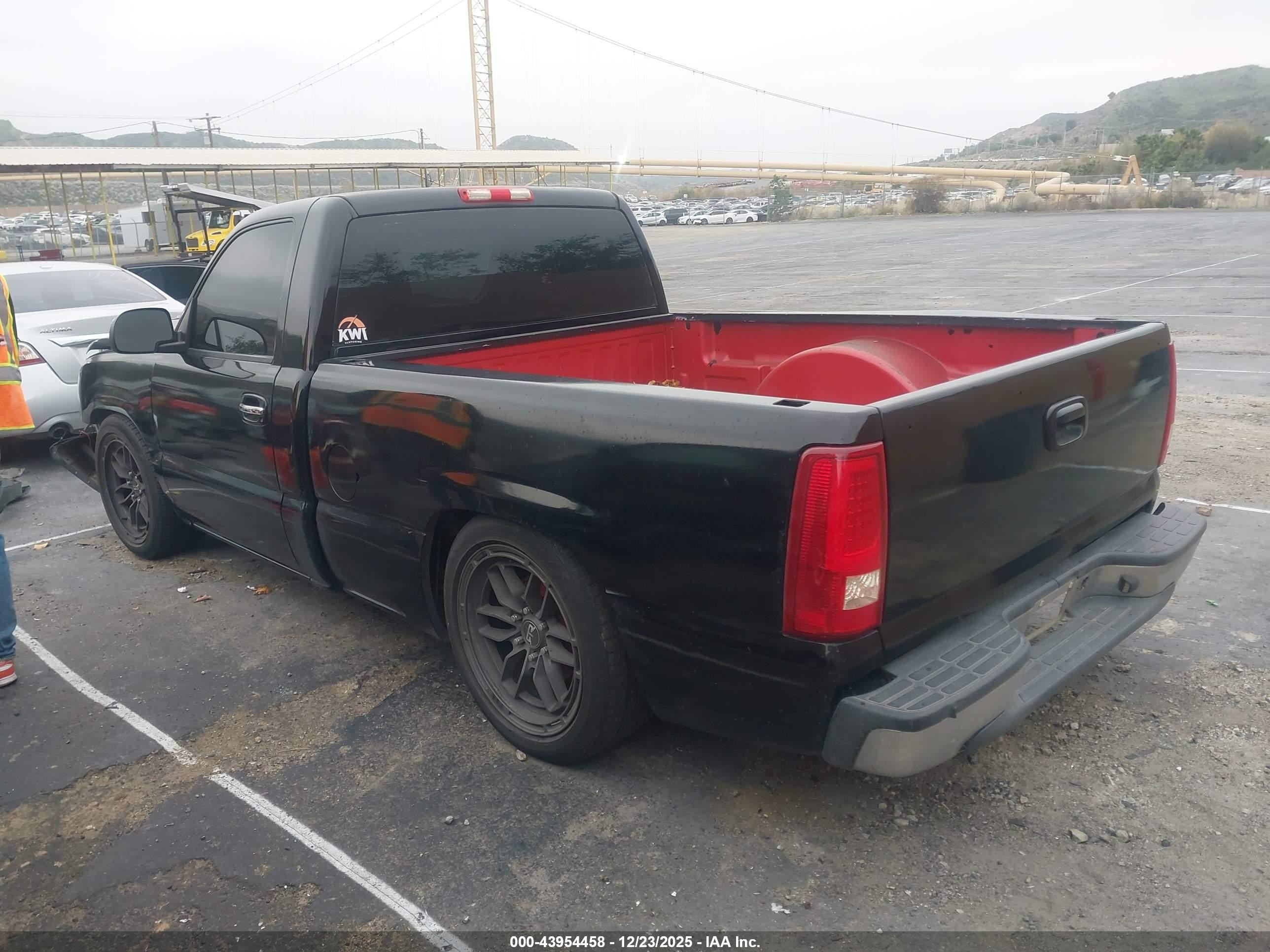2005 Chevrolet Silverado 1500 Work Truck Black vin: 1GCEC14VX5Z192443