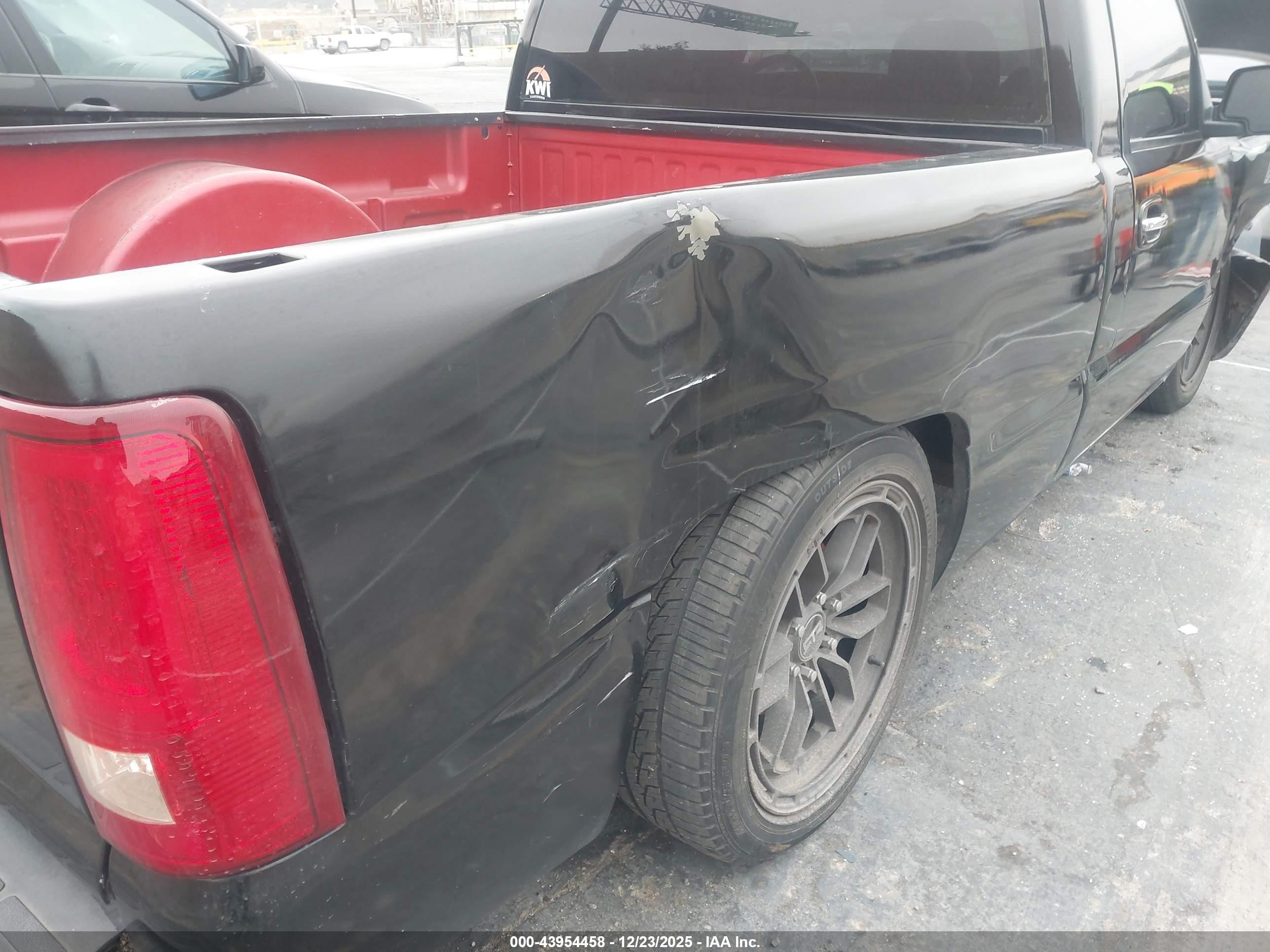 2005 Chevrolet Silverado 1500 Work Truck Black vin: 1GCEC14VX5Z192443