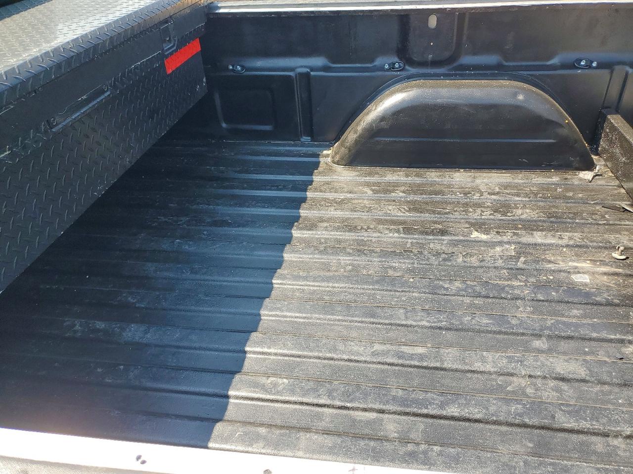 2002 Chevrolet Silverado C1500 Gold vin: 1GCEC14W12Z188172