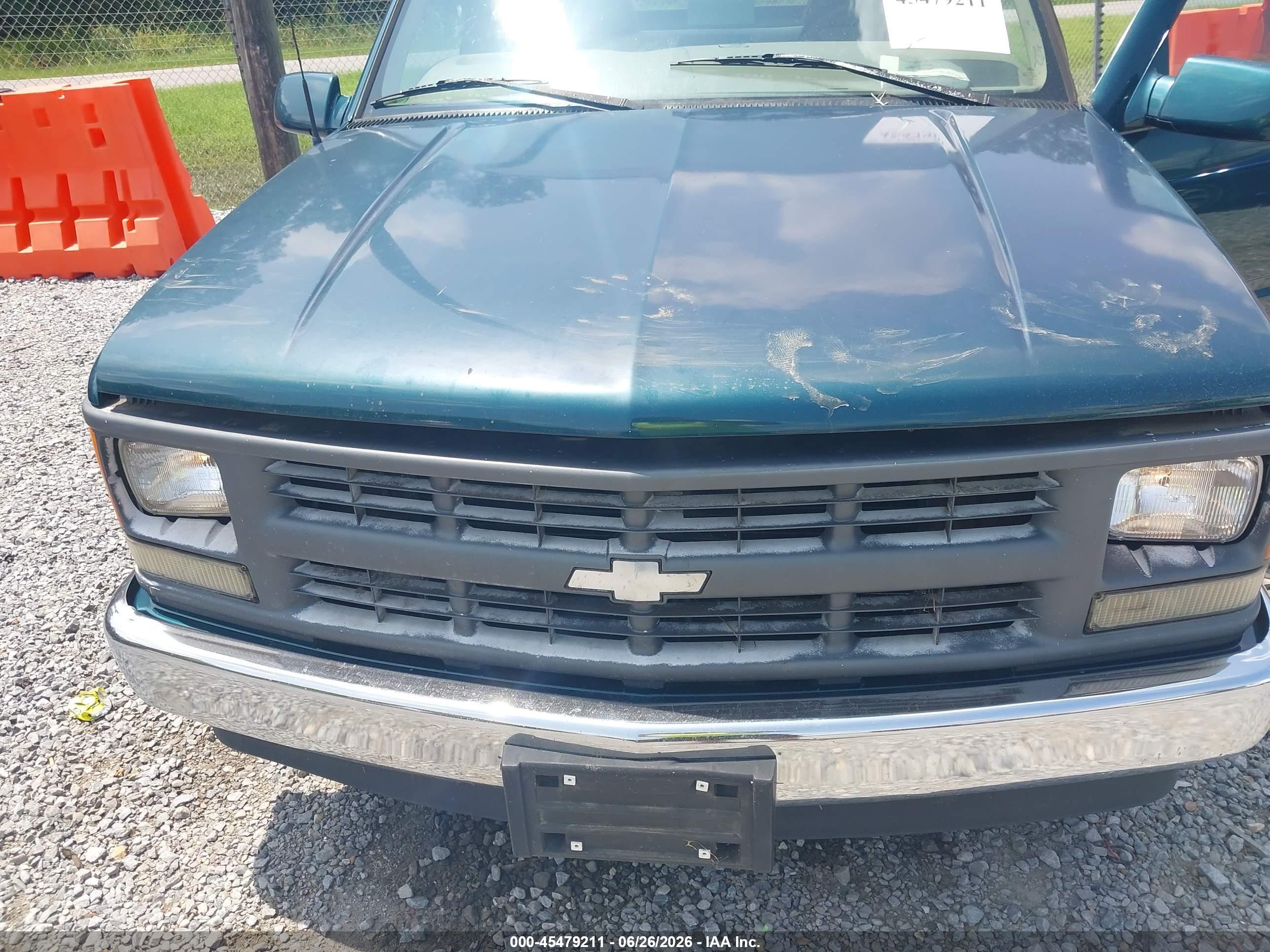 1997 Chevrolet C/k 1500 Work Fleetside W/t Green vin: 1GCEC14W1VZ239576