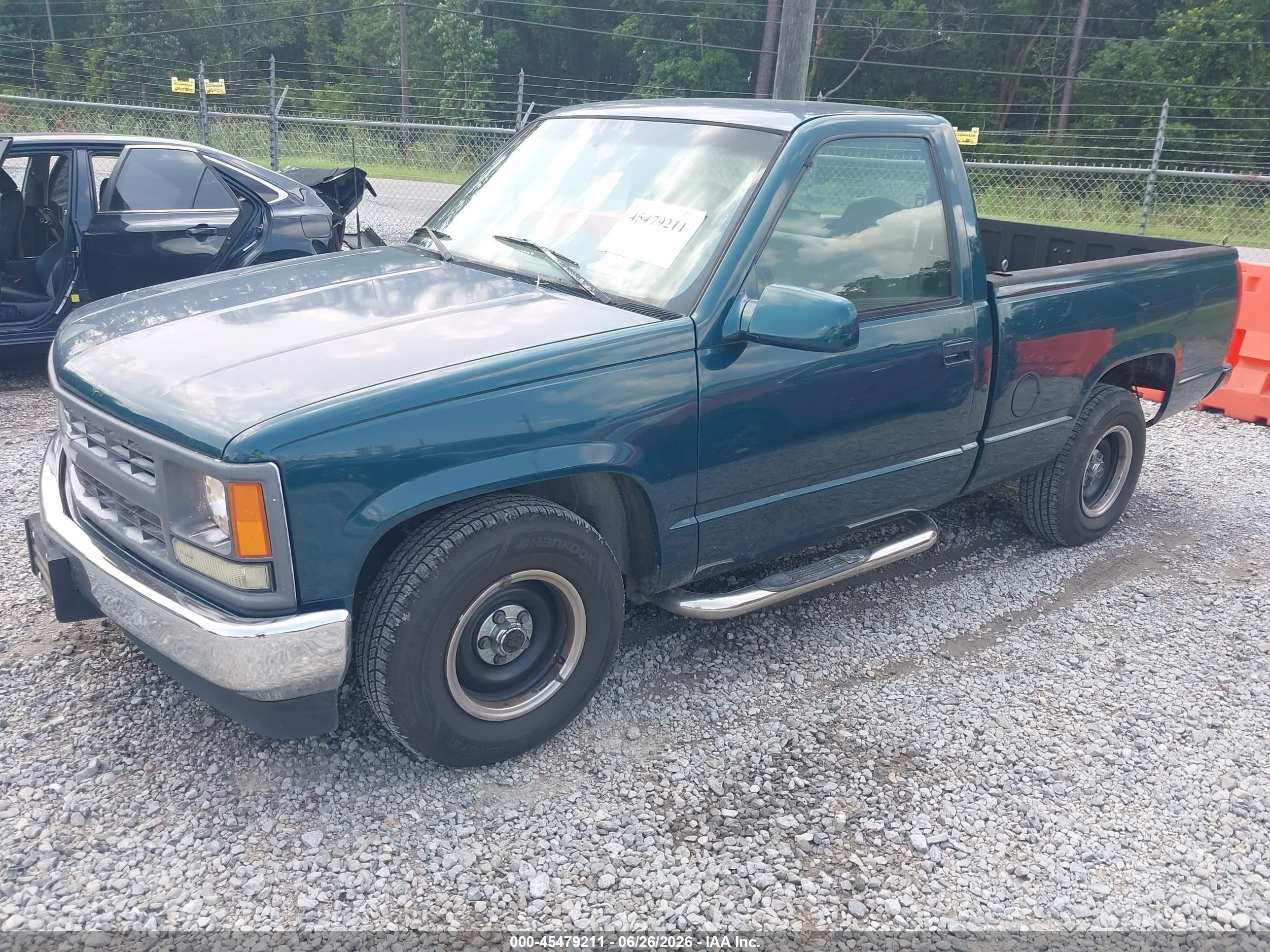 1997 Chevrolet C/k 1500 Work Fleetside W/t Green vin: 1GCEC14W1VZ239576