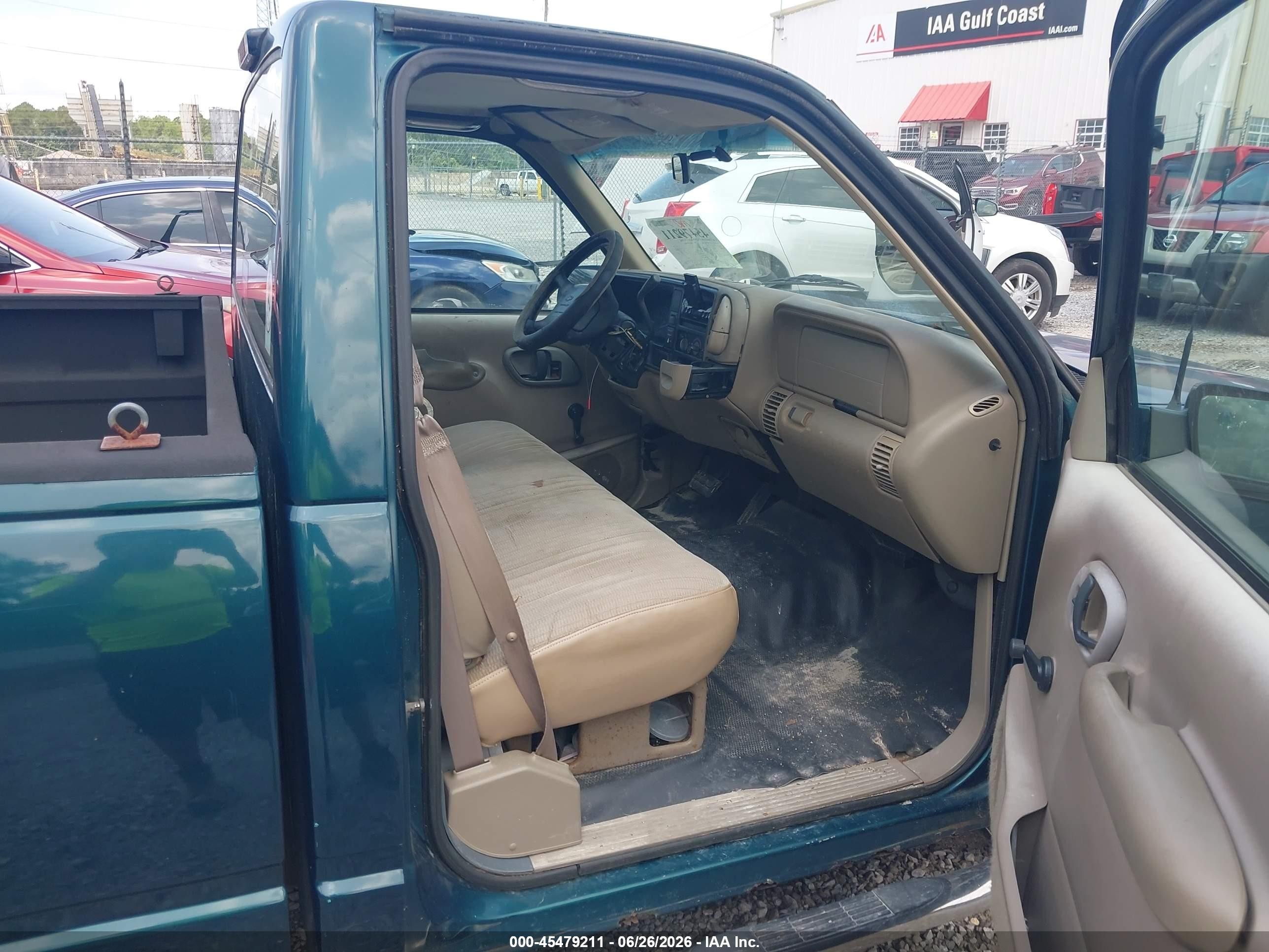 1997 Chevrolet C/k 1500 Work Fleetside W/t Green vin: 1GCEC14W1VZ239576