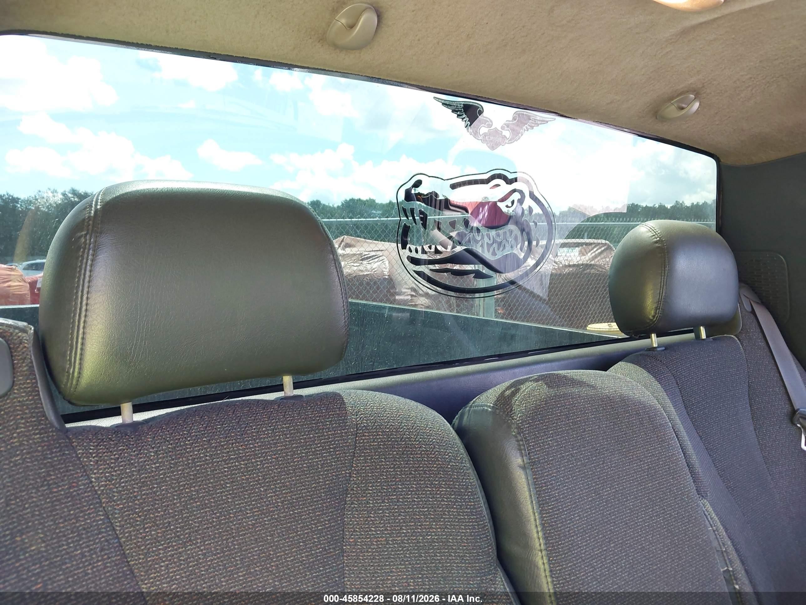 2002 Chevrolet Silverado 1500   Gray vin: 1GCEC14W22Z201236