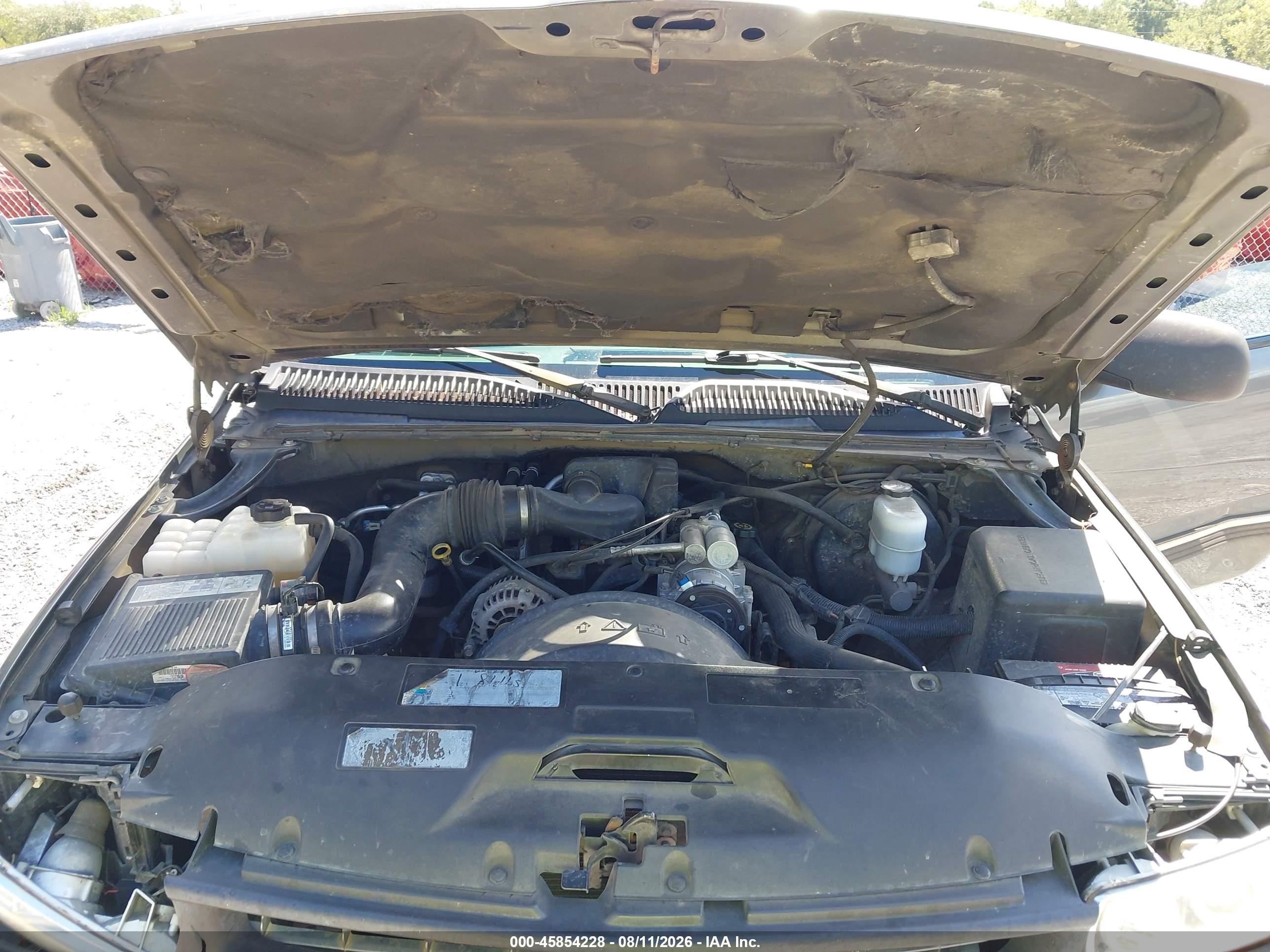 2002 Chevrolet Silverado 1500   Gray vin: 1GCEC14W22Z201236