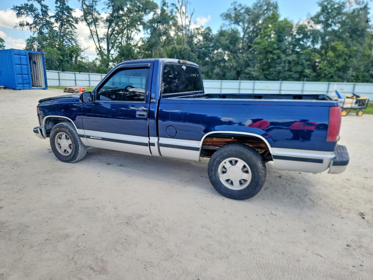 1996 Chevrolet Gmt-400 C1500 Blue vin: 1GCEC14W2TZ132128