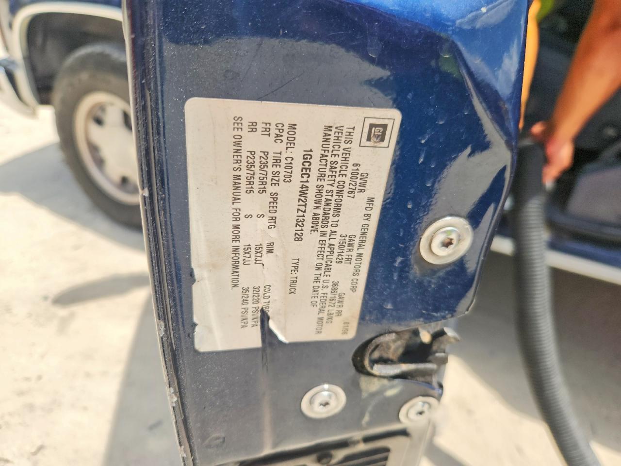 1996 Chevrolet Gmt-400 C1500 Blue vin: 1GCEC14W2TZ132128