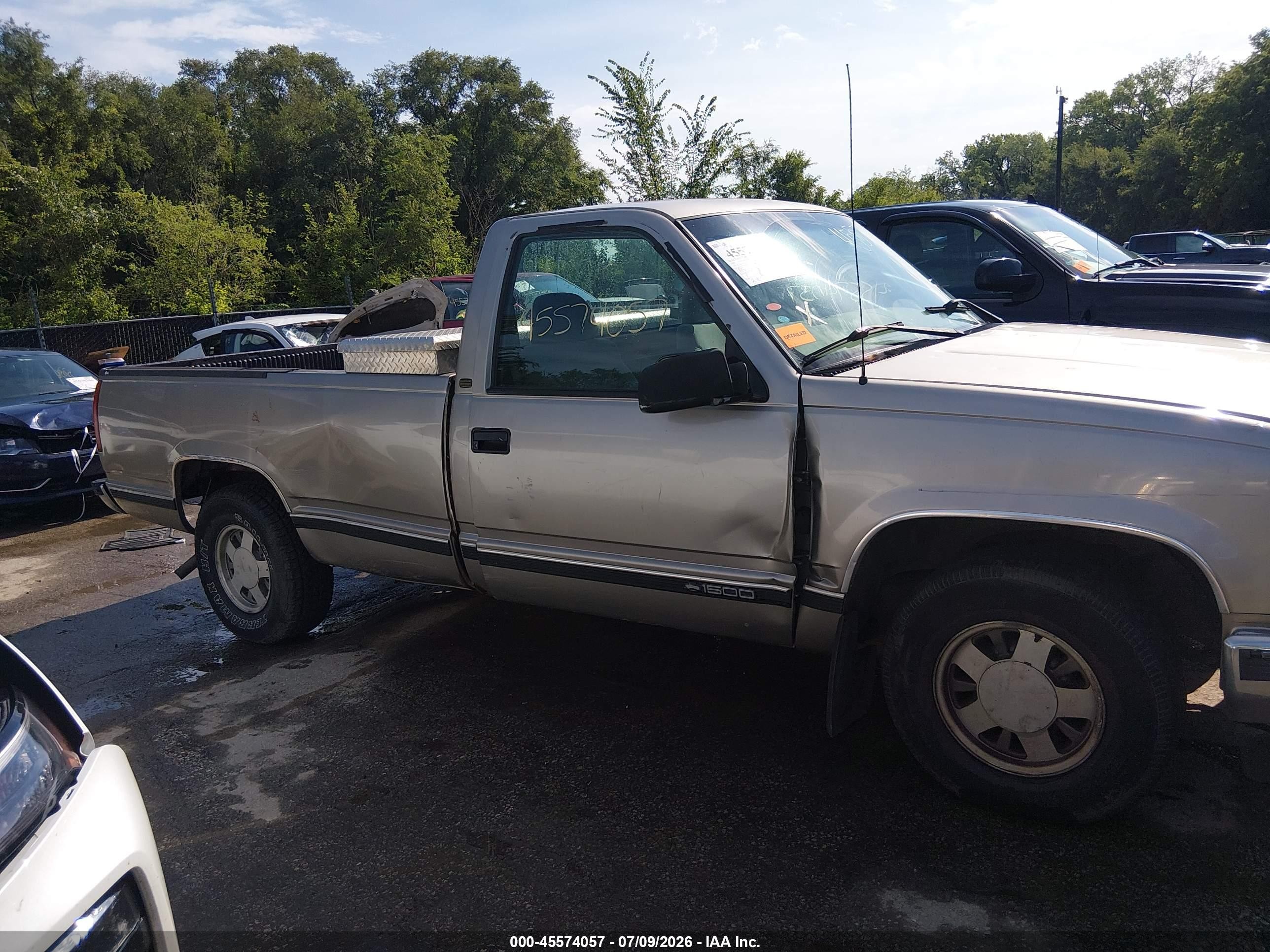 1998 Chevrolet C/k 1500 Fleetside Brown vin: 1GCEC14W2WZ260681