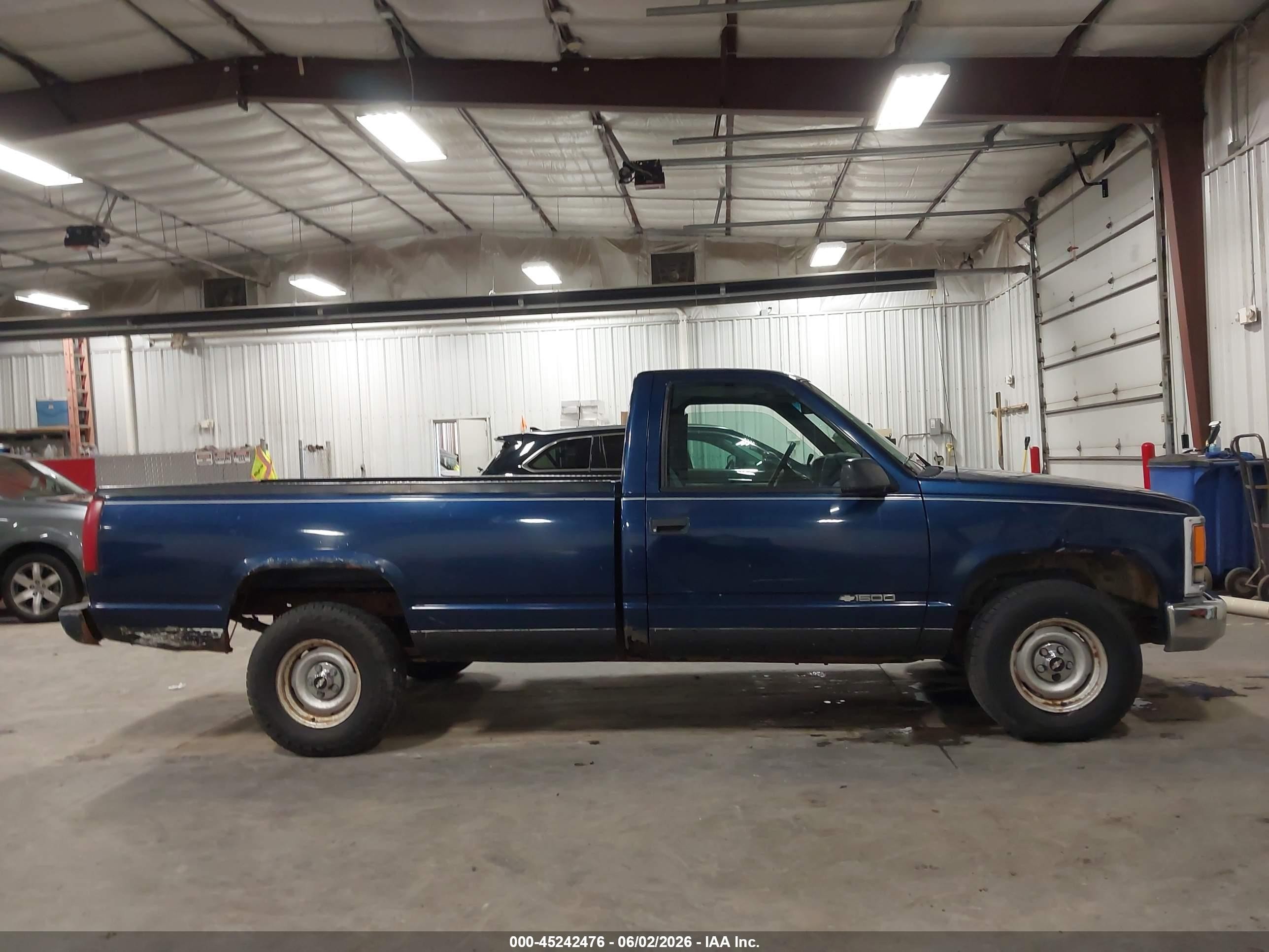1998 Chevrolet C1500 Fleetside W/t Синий vin: 1GCEC14W3WZ278204