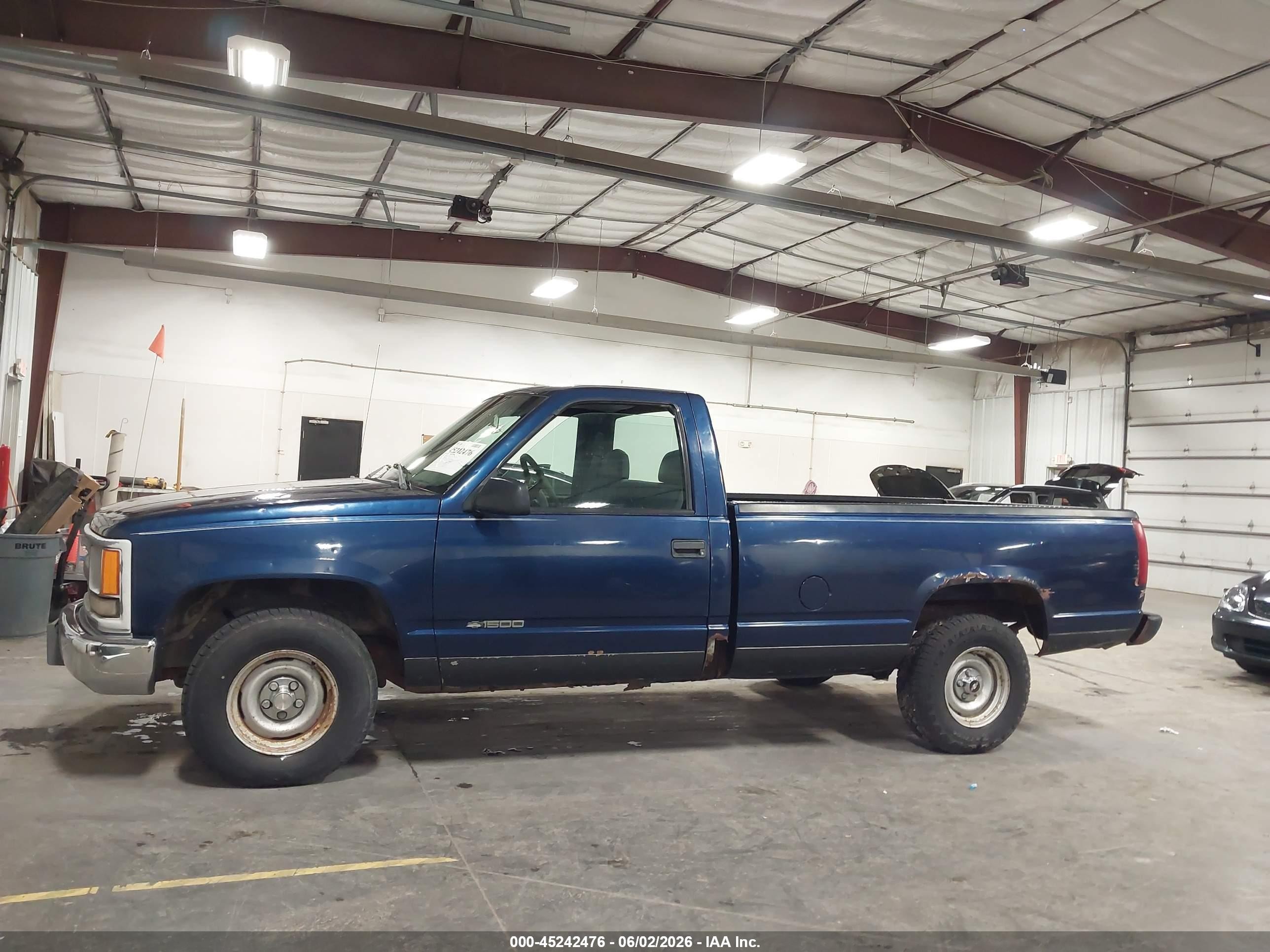 1998 Chevrolet C1500 Fleetside W/t Синий vin: 1GCEC14W3WZ278204
