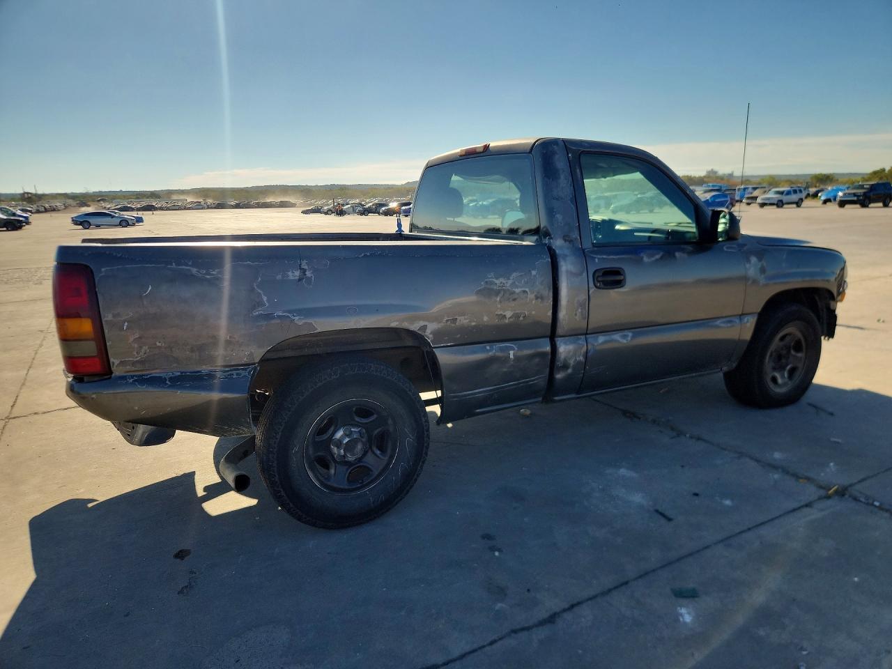 2001 Chevrolet Silverado C1500 Gray vin: 1GCEC14W41Z321845