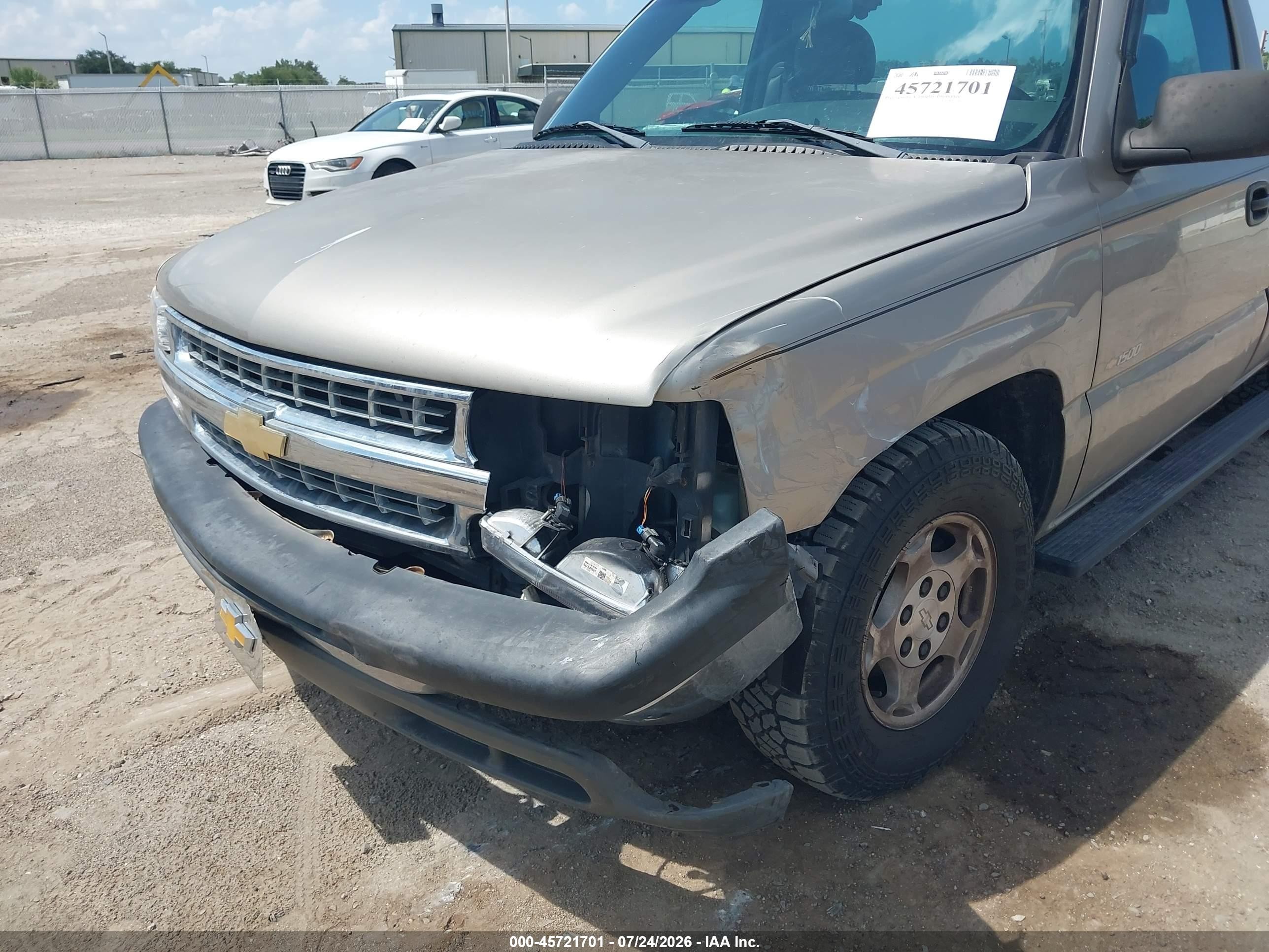 2002 Chevrolet Silverado 1500   Gold vin: 1GCEC14W42Z105169