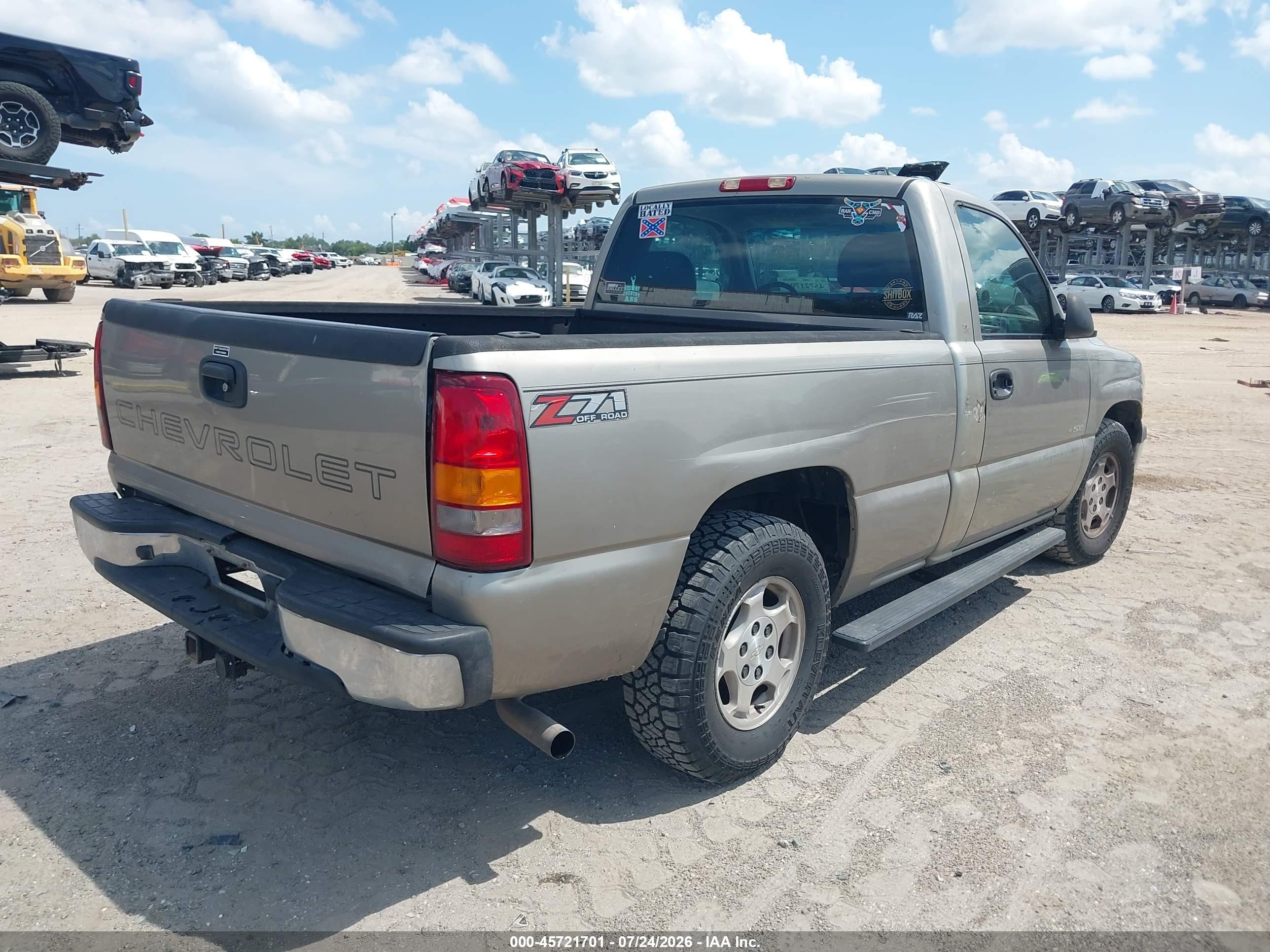 2002 Chevrolet Silverado 1500   Gold vin: 1GCEC14W42Z105169
