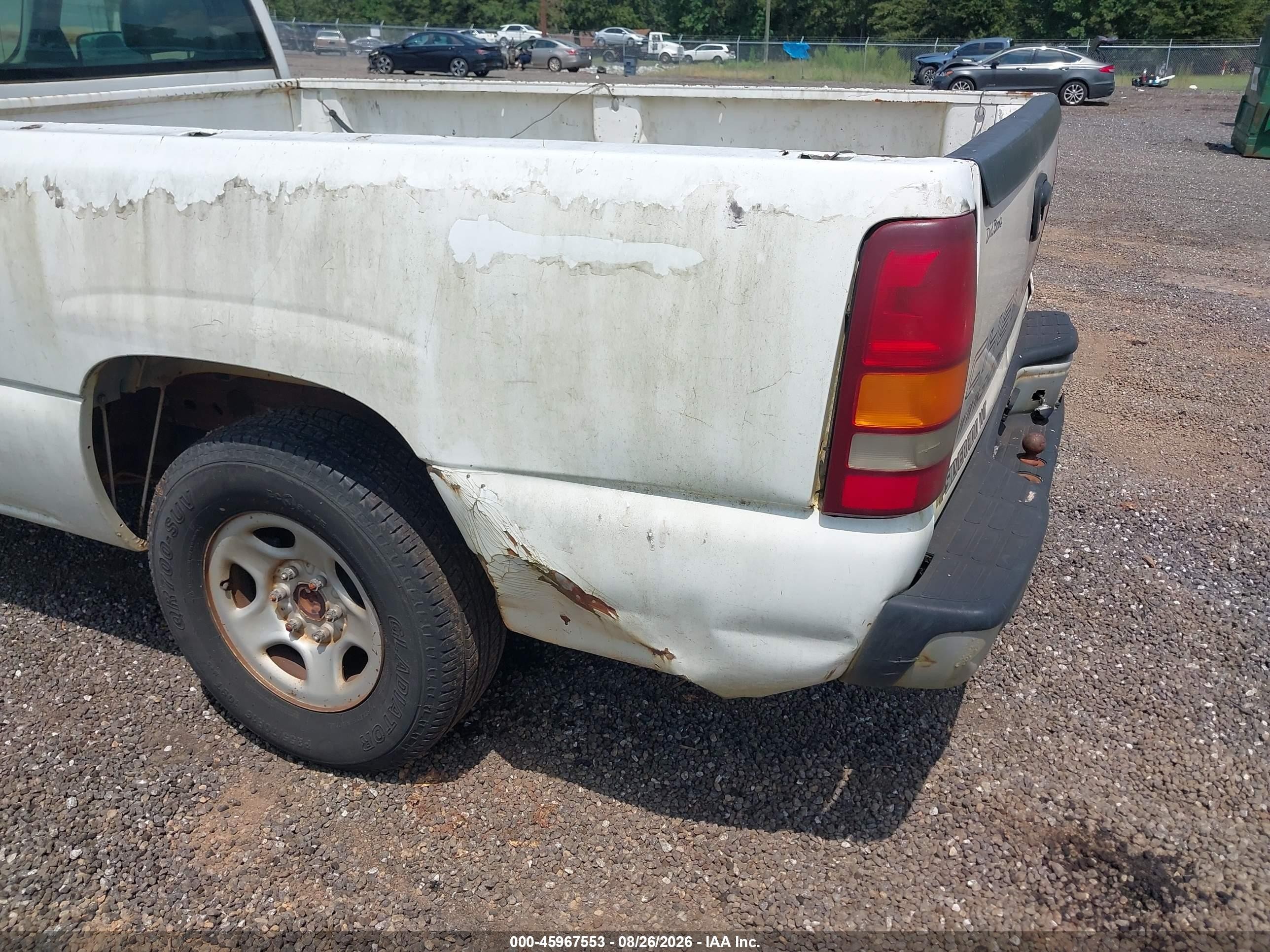 2002 Chevrolet Silverado 1500 Commercial White vin: 1GCEC14W42Z195424