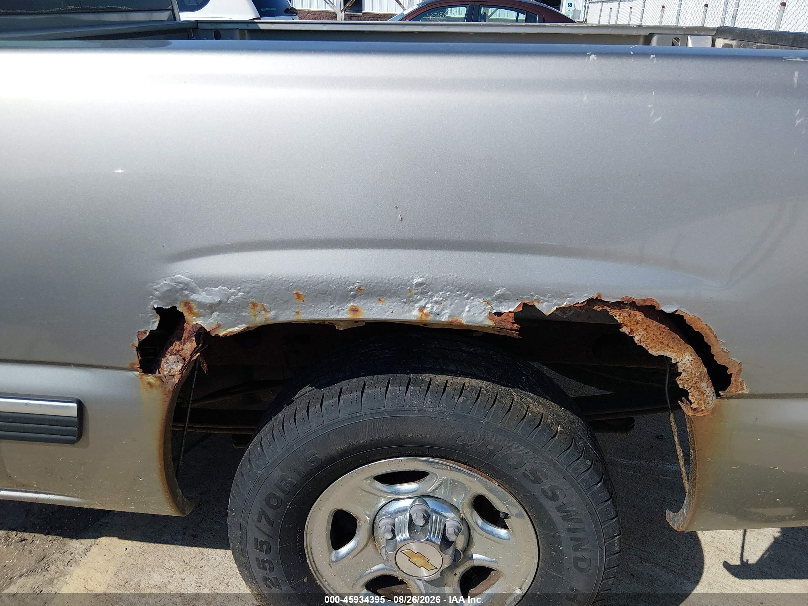 2002 Chevrolet Silverado 1500   Gold vin: 1GCEC14W42Z209998